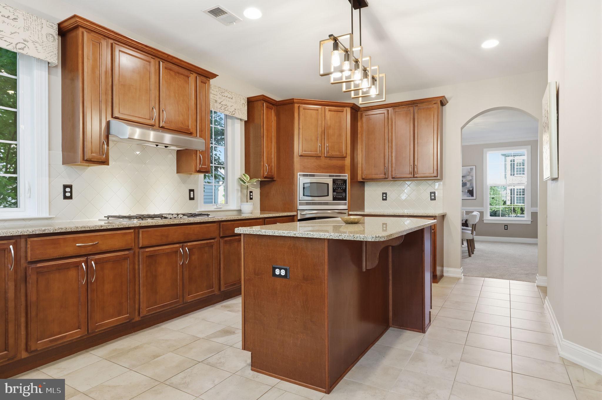GOLF CLUB ESTATES - Residential