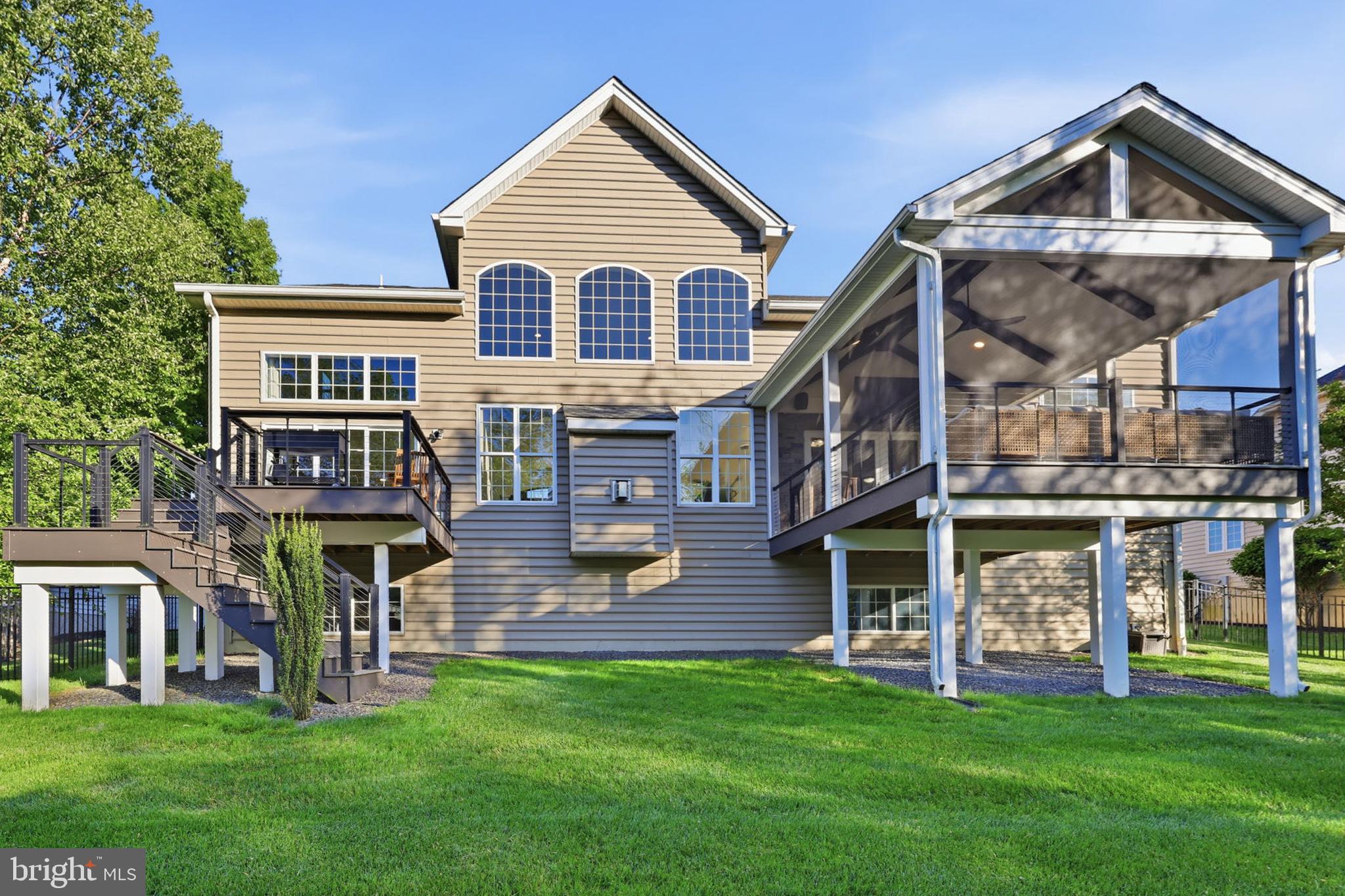 GOLF CLUB ESTATES - Residential
