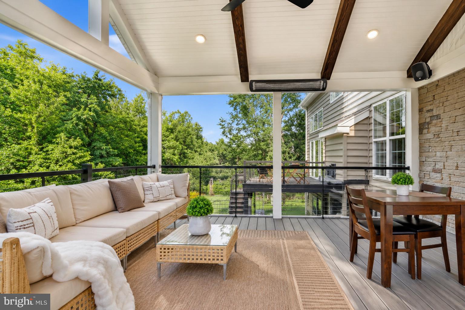 GOLF CLUB ESTATES - Residential