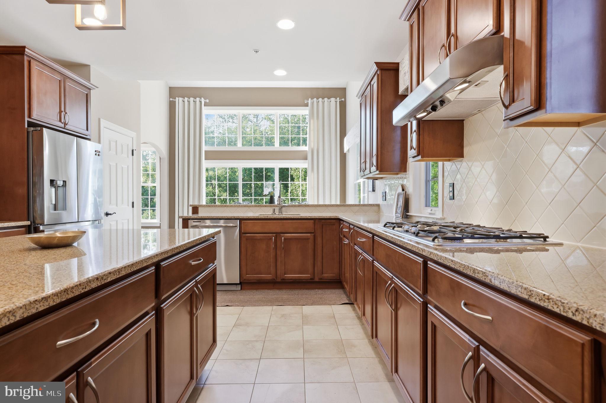 GOLF CLUB ESTATES - Residential