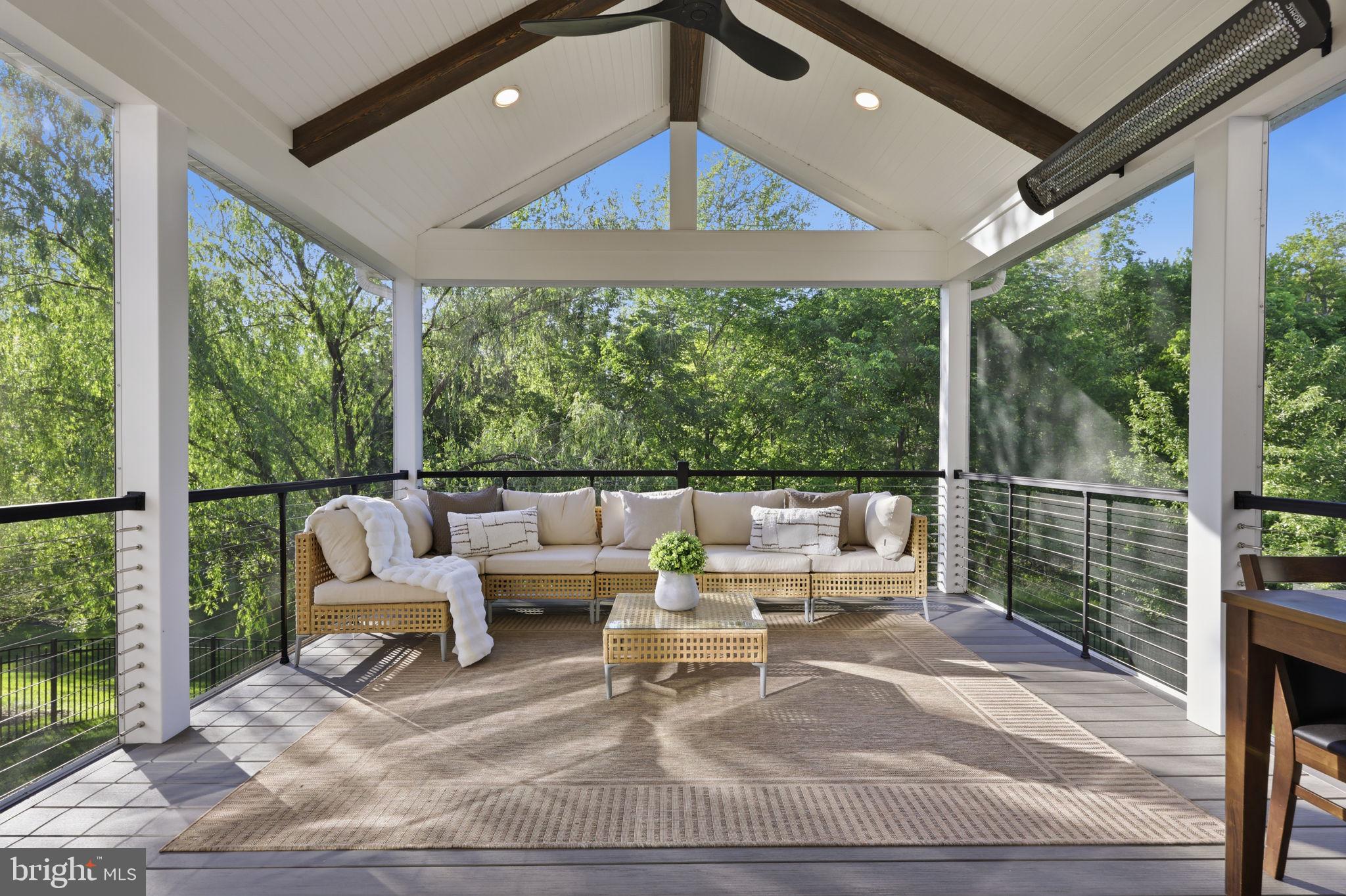 GOLF CLUB ESTATES - Residential