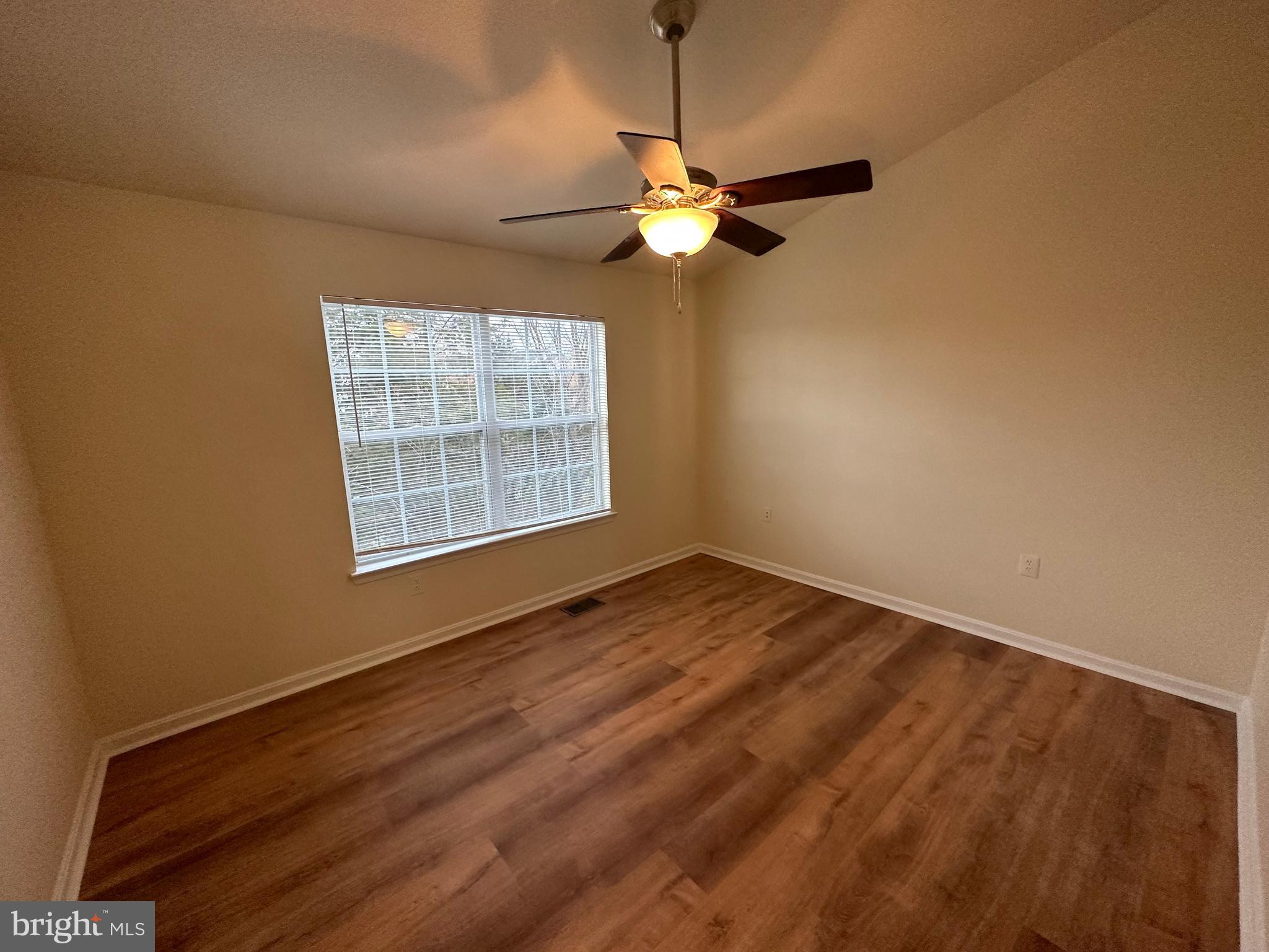 FOX MILL STATION - Residential Lease