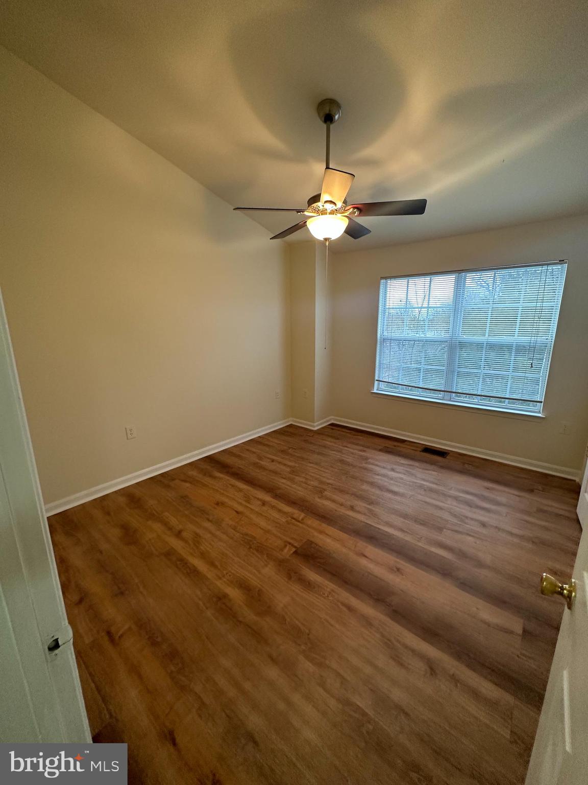 FOX MILL STATION - Residential Lease