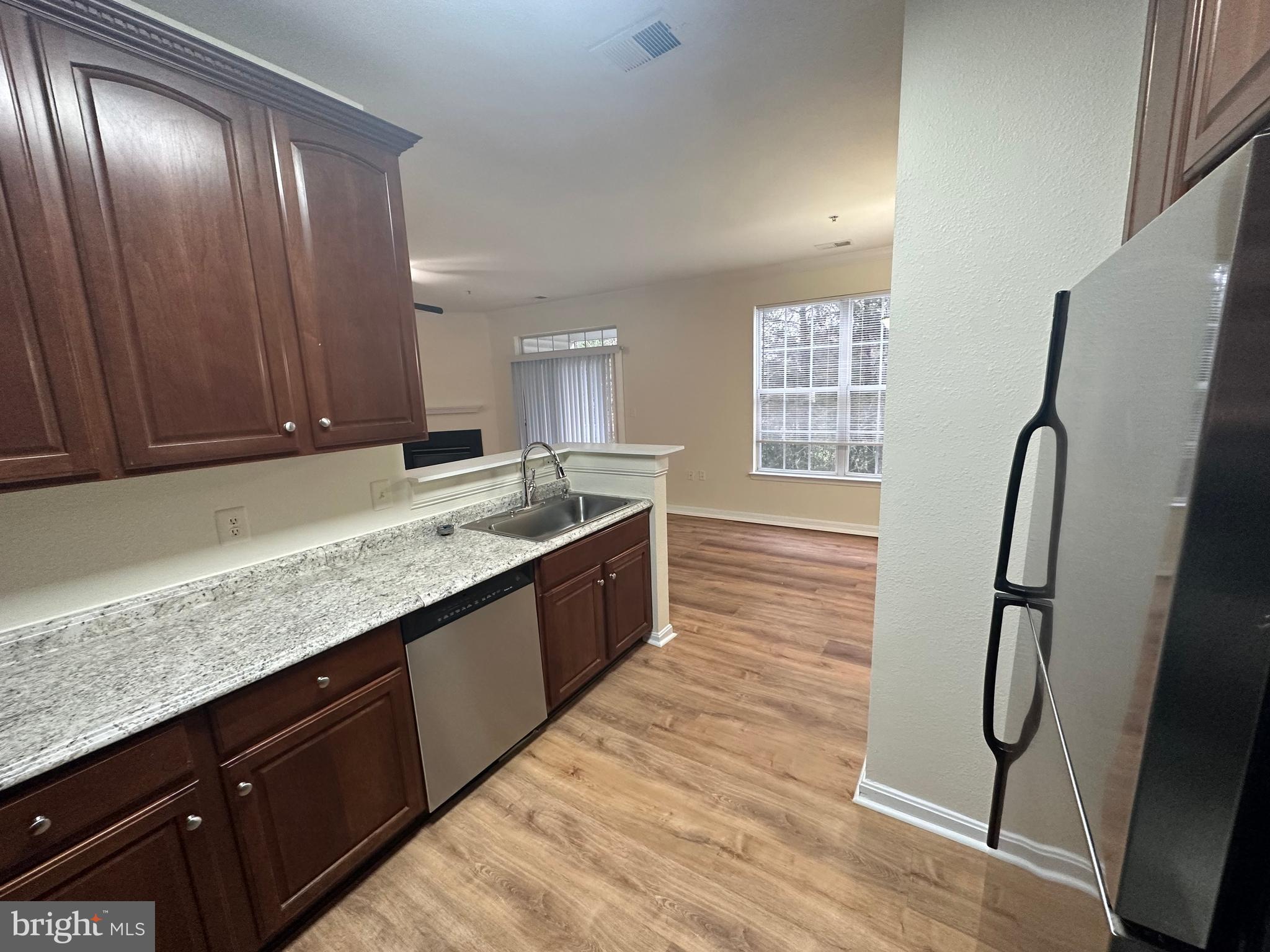 FOX MILL STATION - Residential Lease