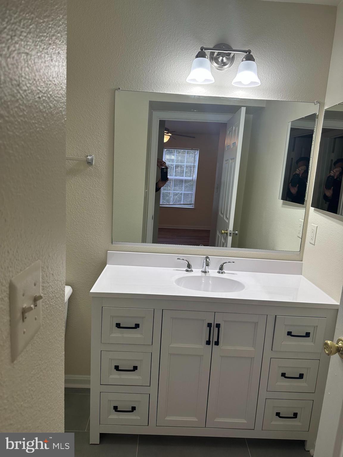 FOX MILL STATION - Residential Lease