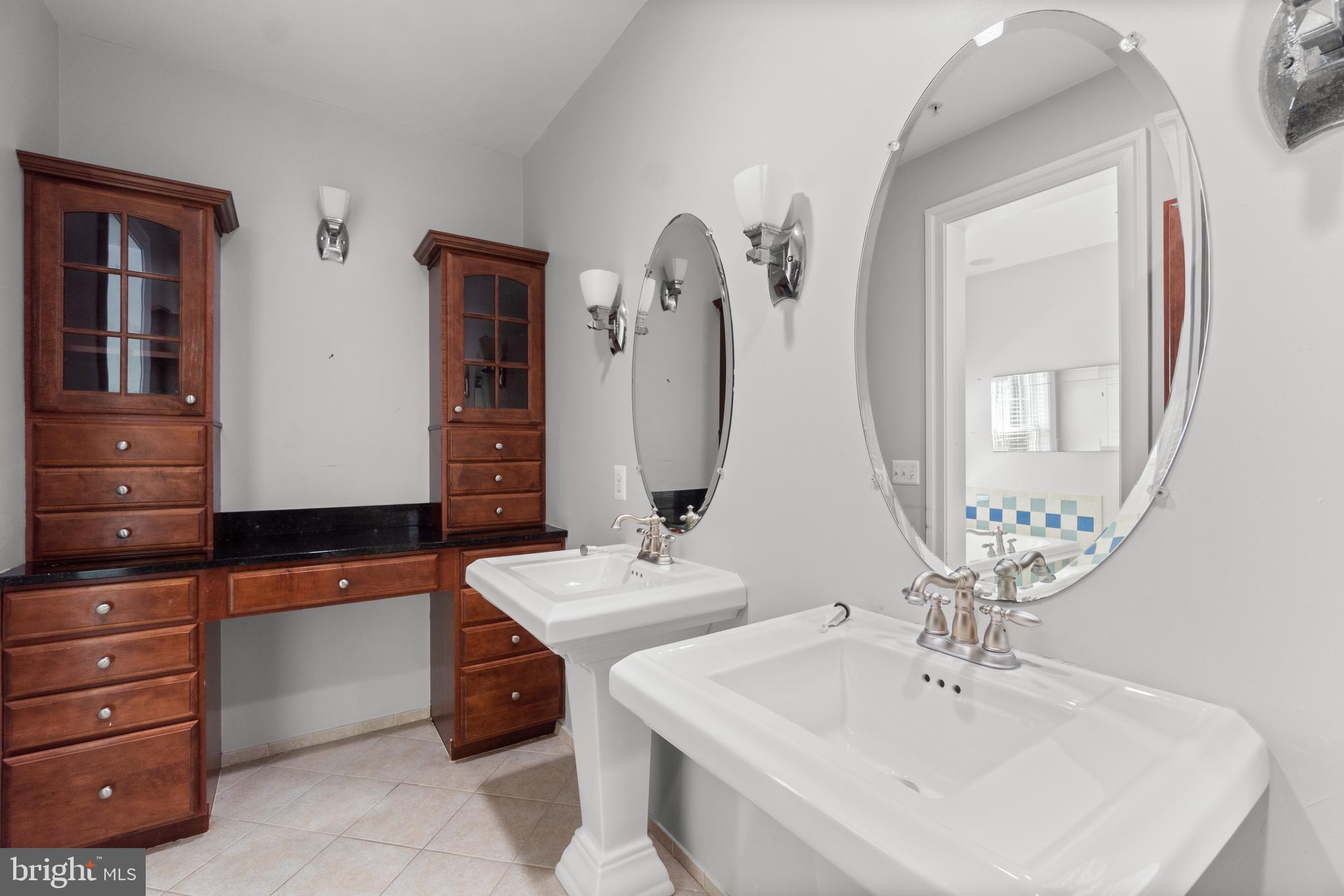 AUBURN VILLAGE AT SANDY SPRING - Residential