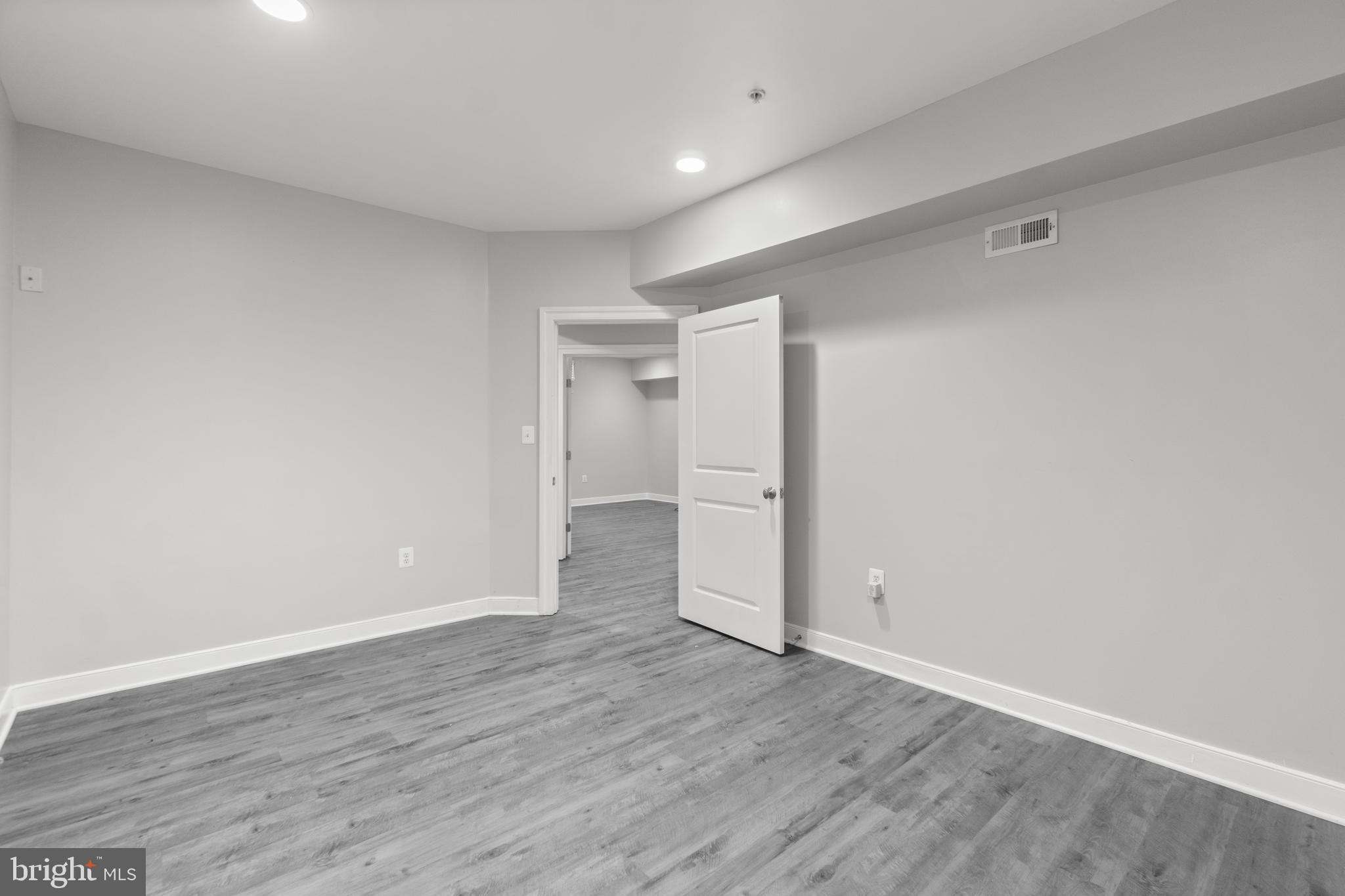 AUBURN VILLAGE AT SANDY SPRING - Residential