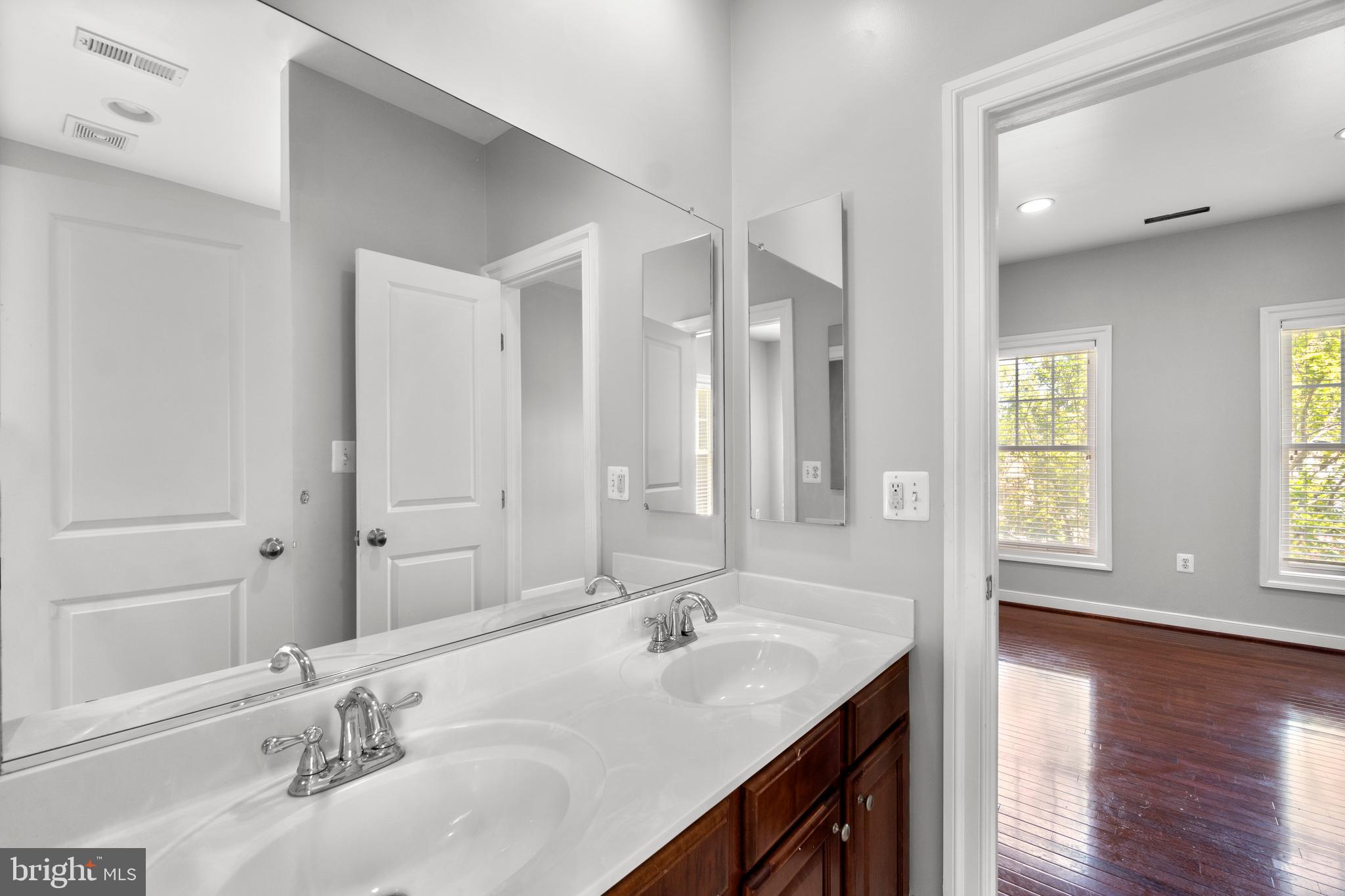AUBURN VILLAGE AT SANDY SPRING - Residential
