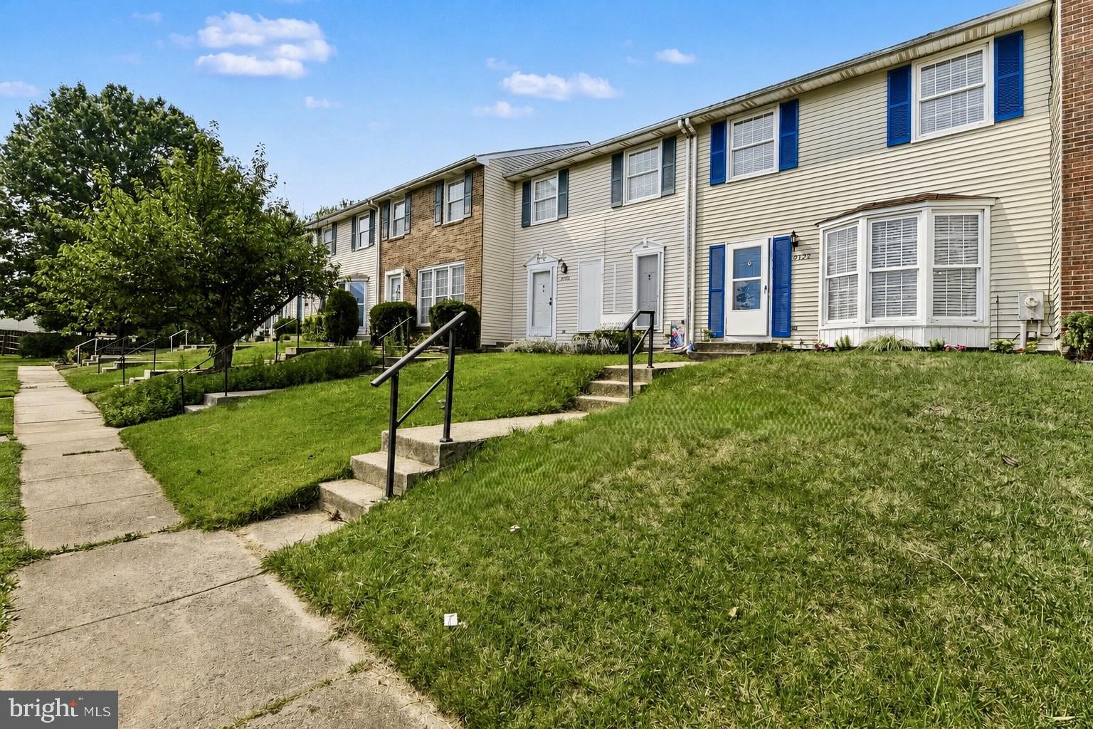 NORTH GATE HALL - Residential