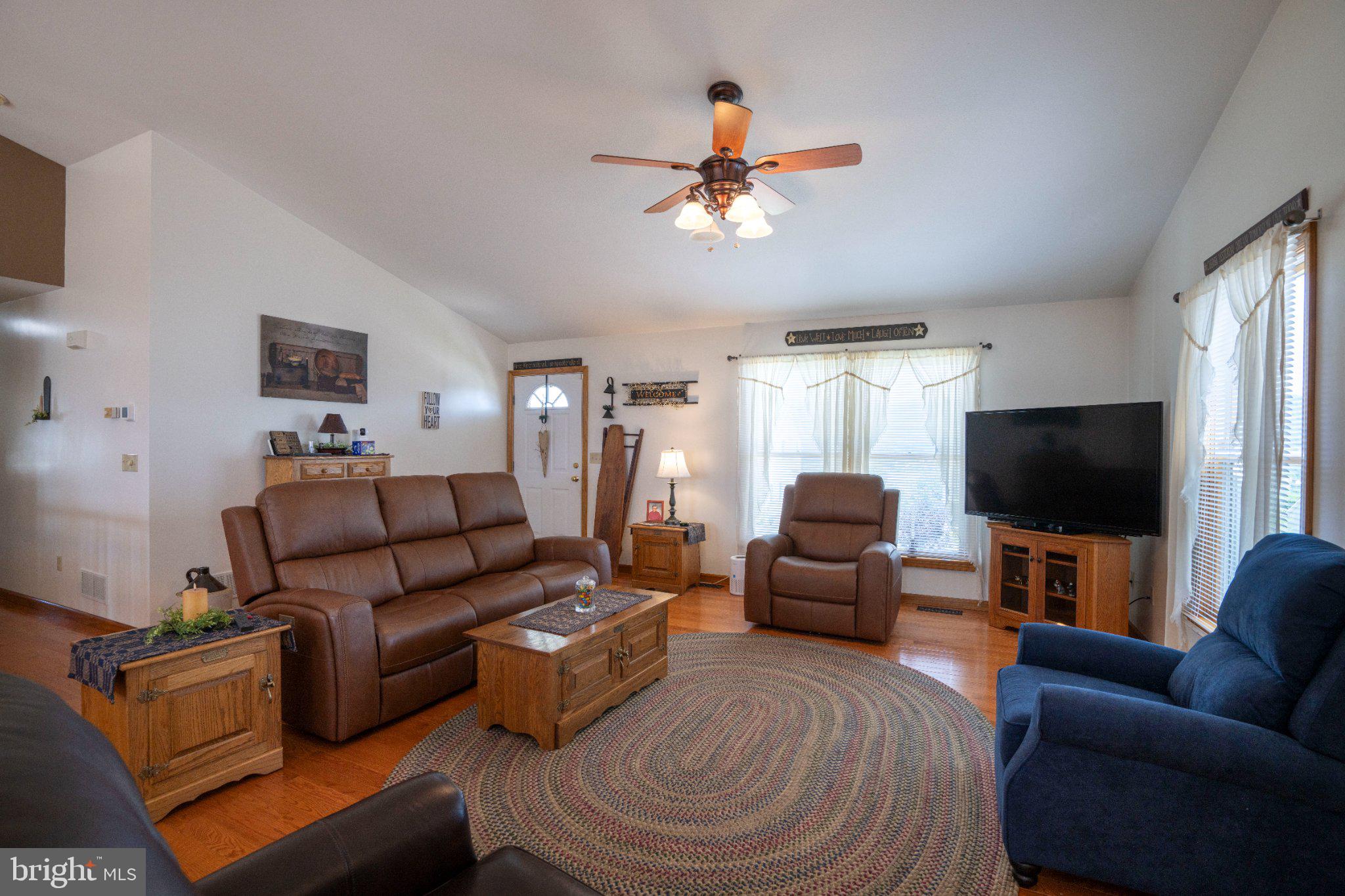 BURNHAM FARM ESTATES - Residential
