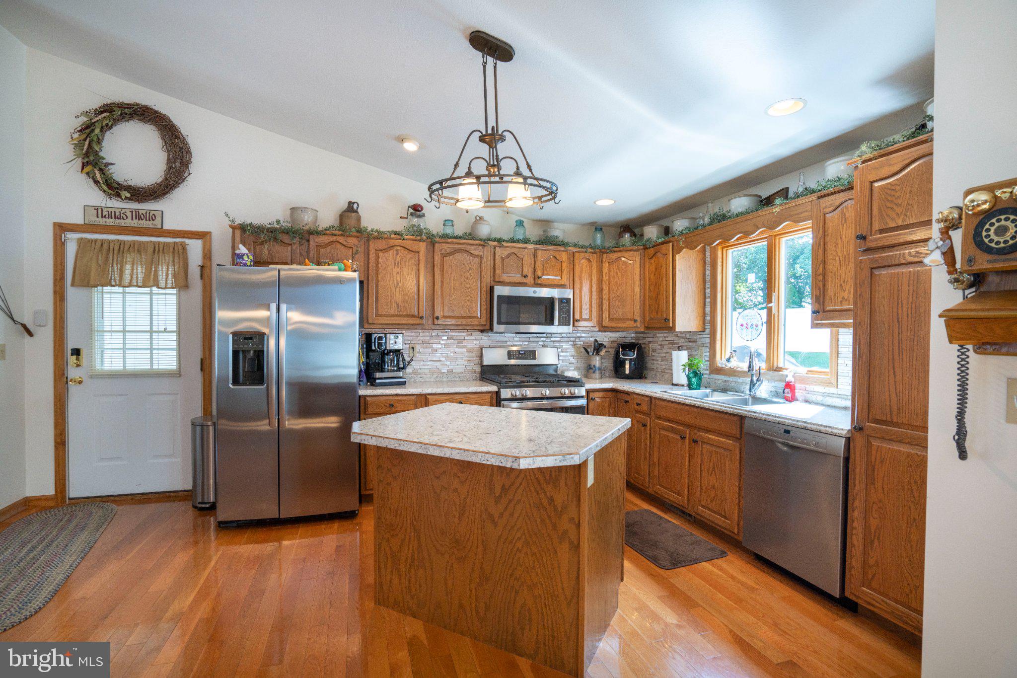 BURNHAM FARM ESTATES - Residential