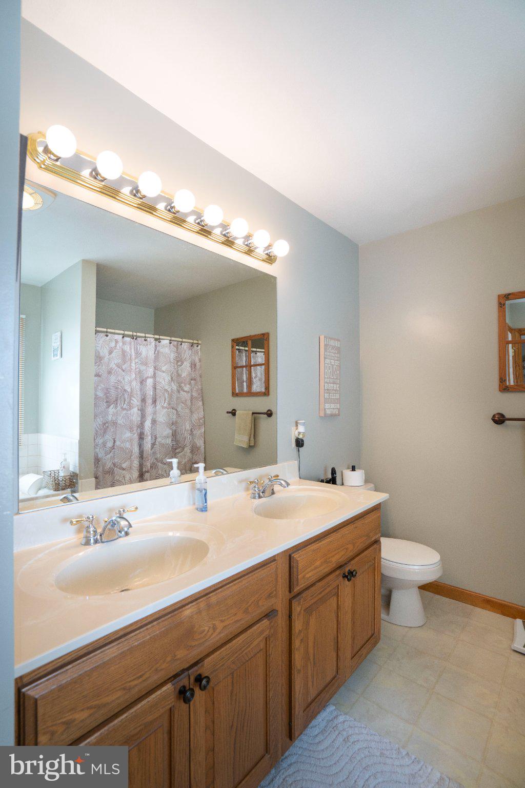 BURNHAM FARM ESTATES - Residential