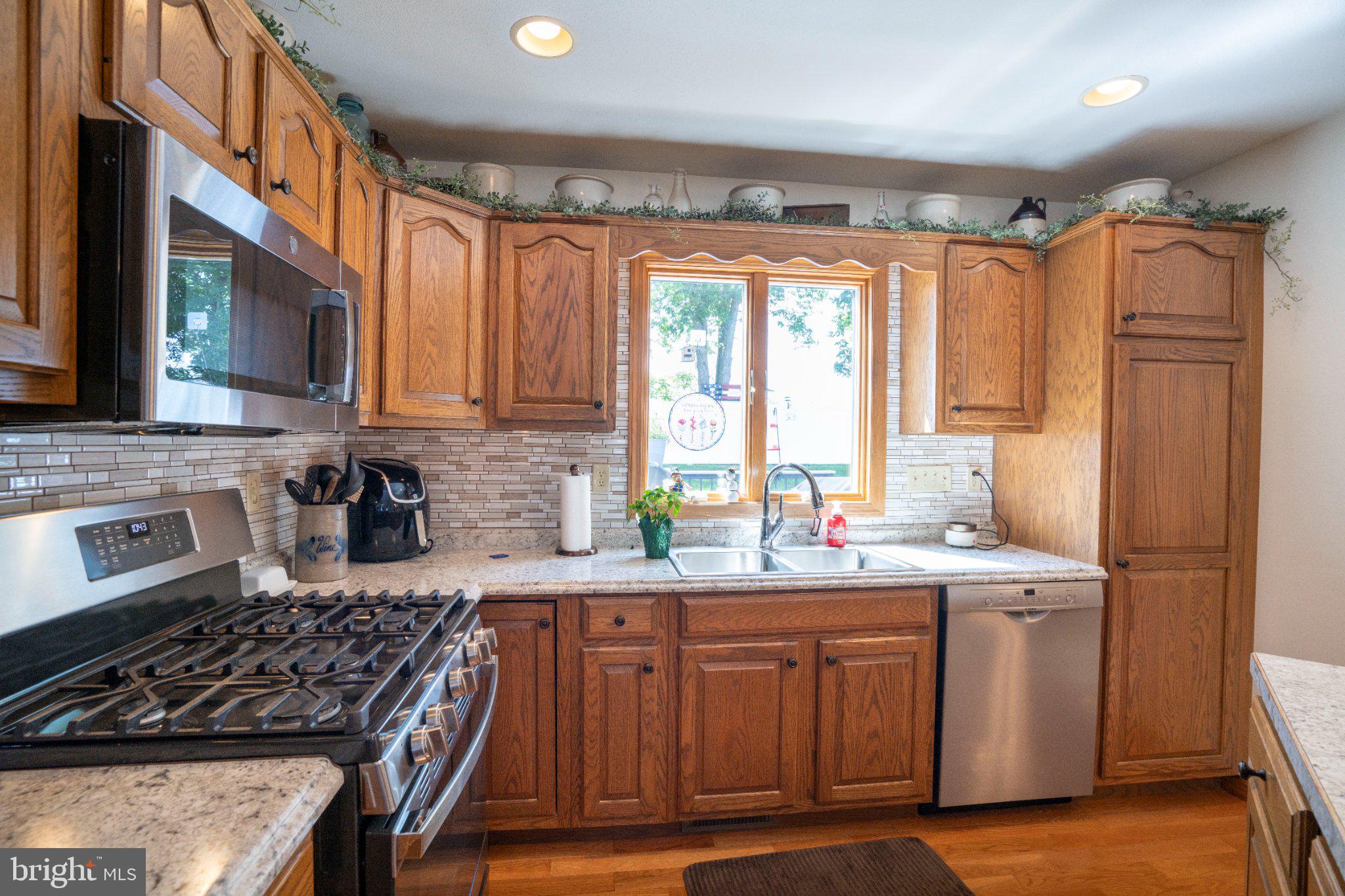 BURNHAM FARM ESTATES - Residential