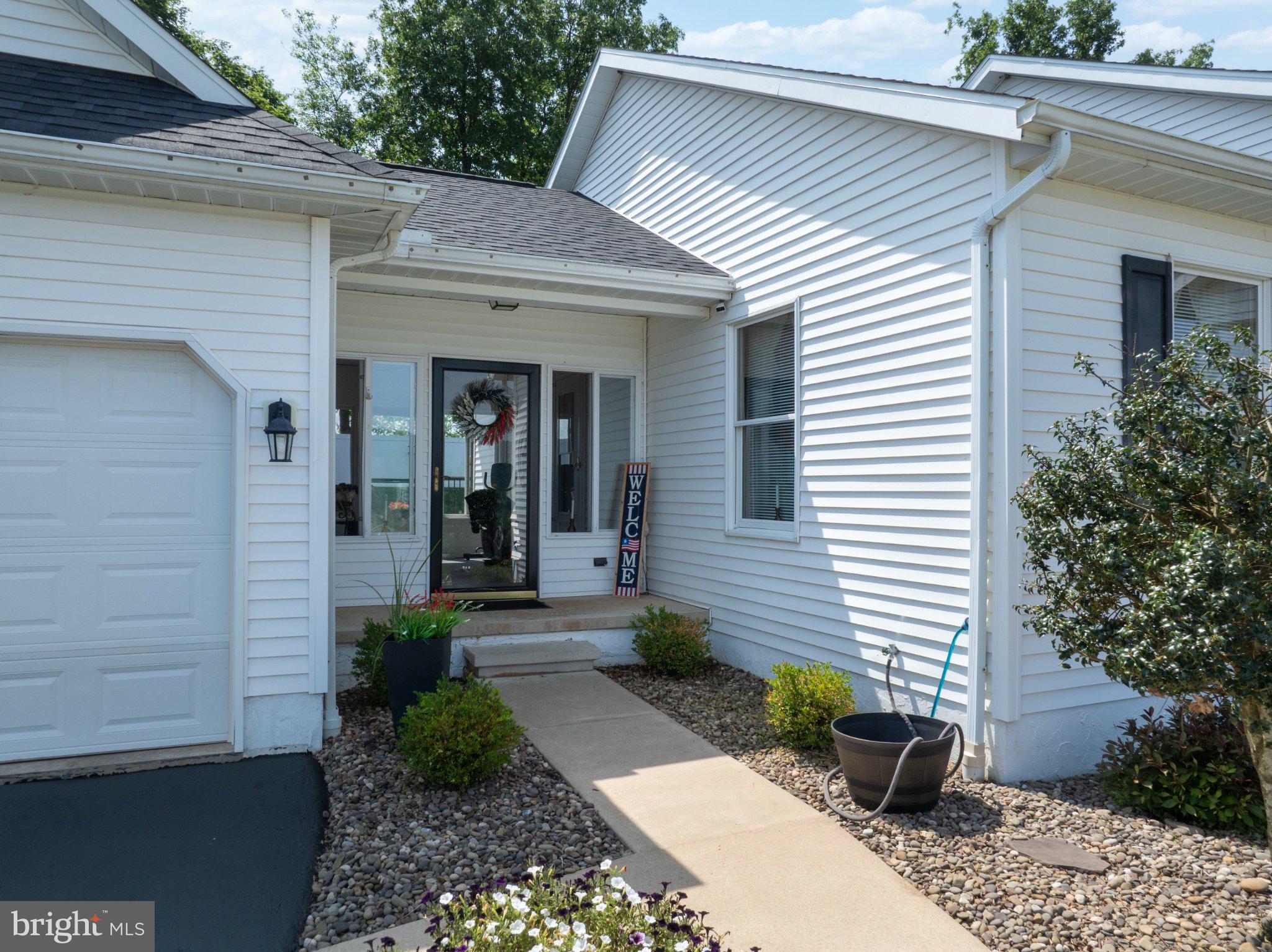 BURNHAM FARM ESTATES - Residential
