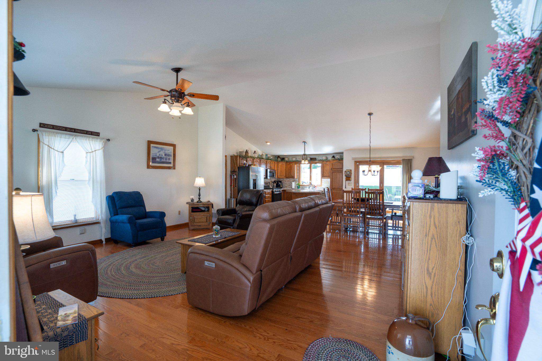 BURNHAM FARM ESTATES - Residential