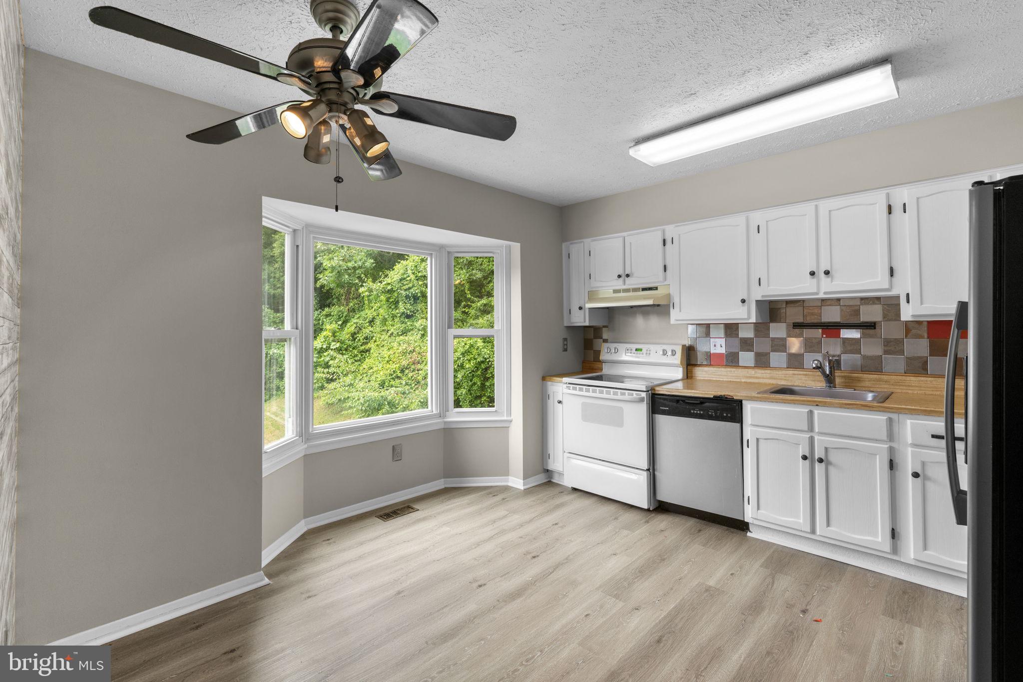 OAKHURST - Residential