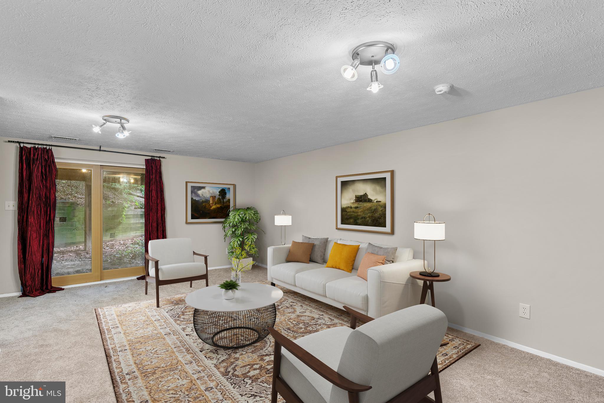 OAKHURST - Residential