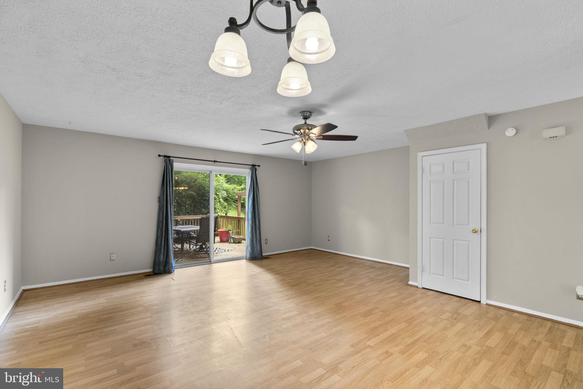 OAKHURST - Residential