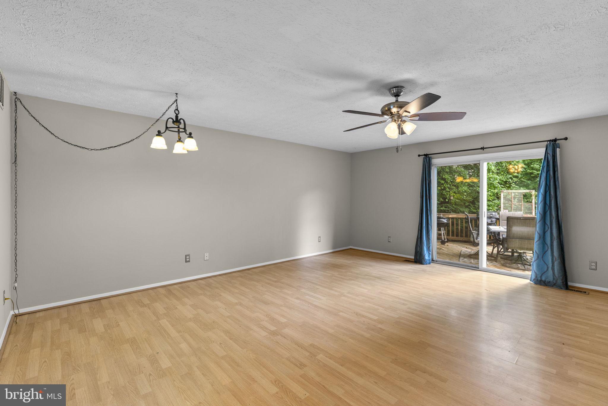 OAKHURST - Residential