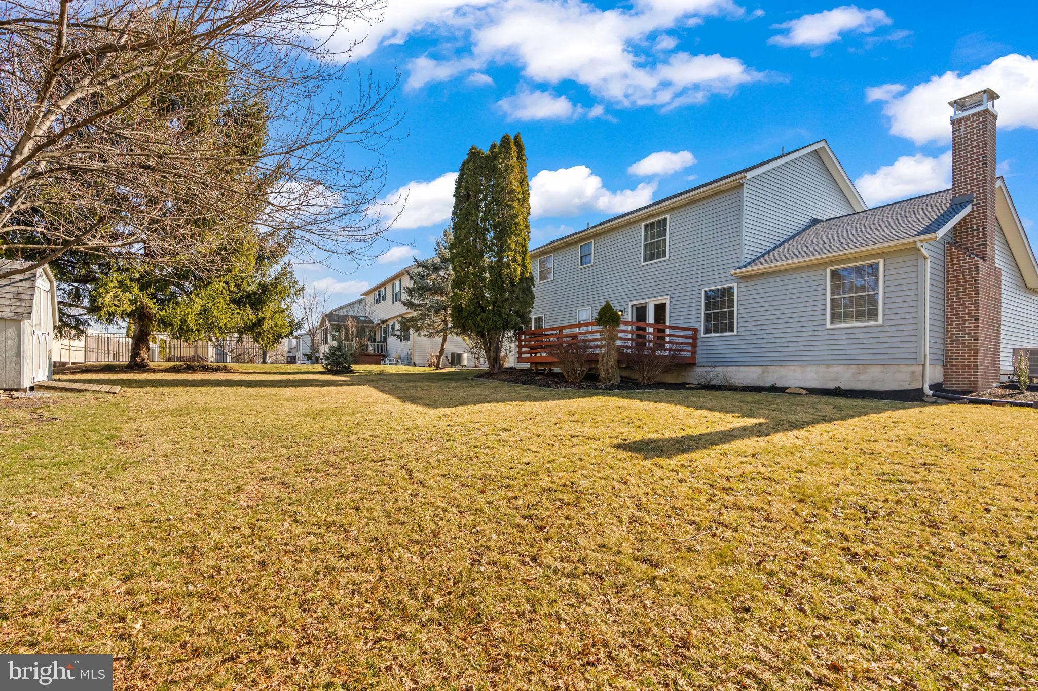 HUNTERS RUN - Residential