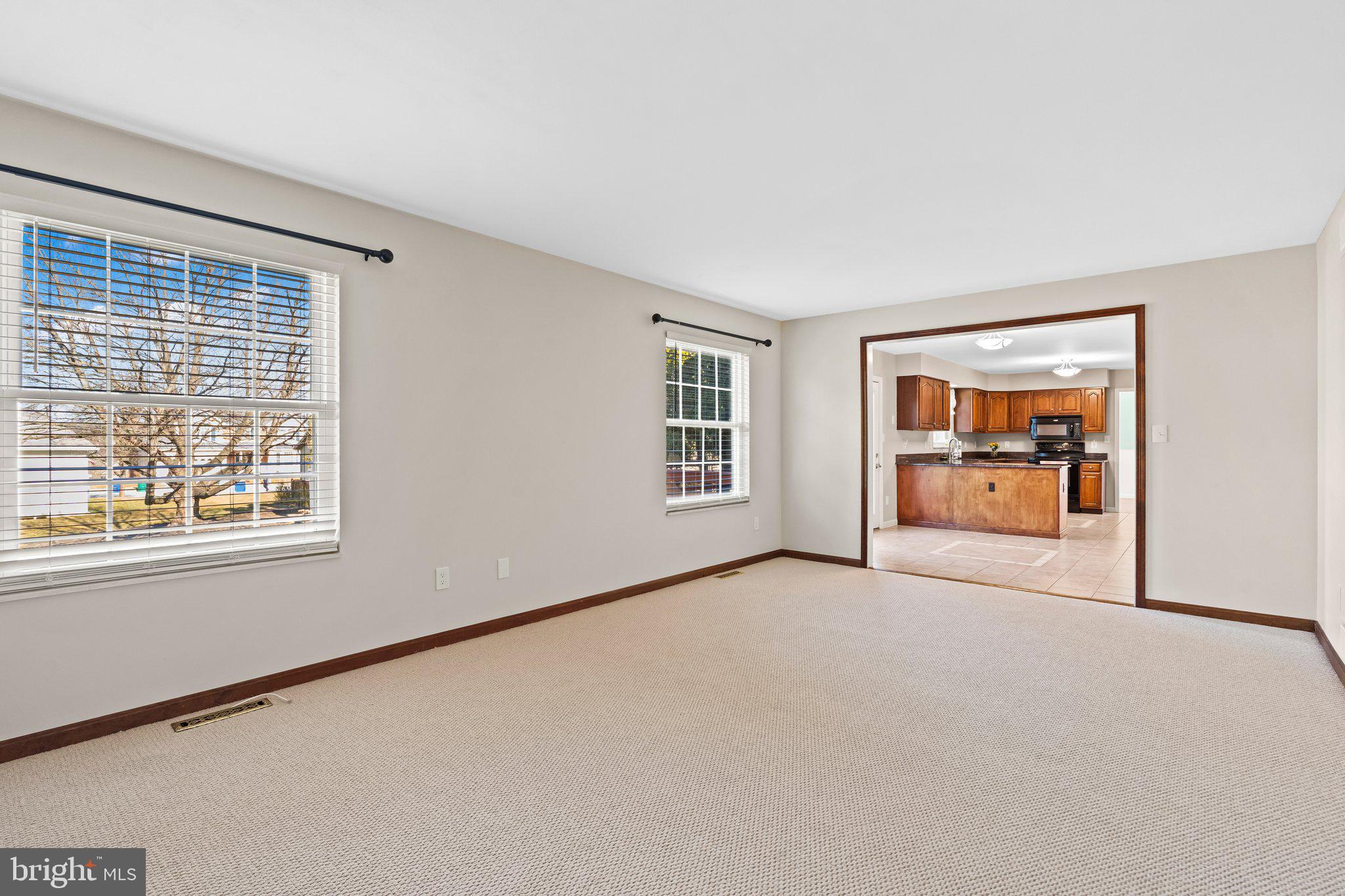 HUNTERS RUN - Residential