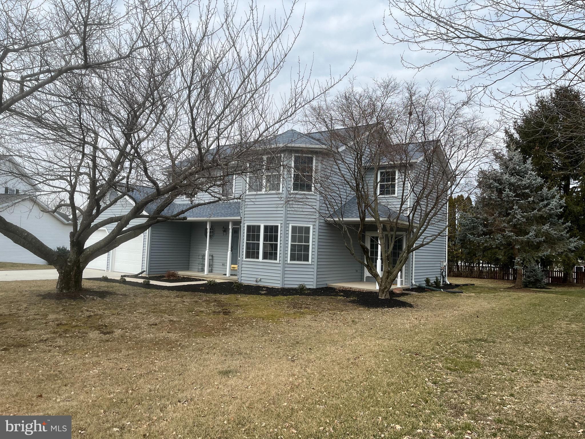 HUNTERS RUN - Residential