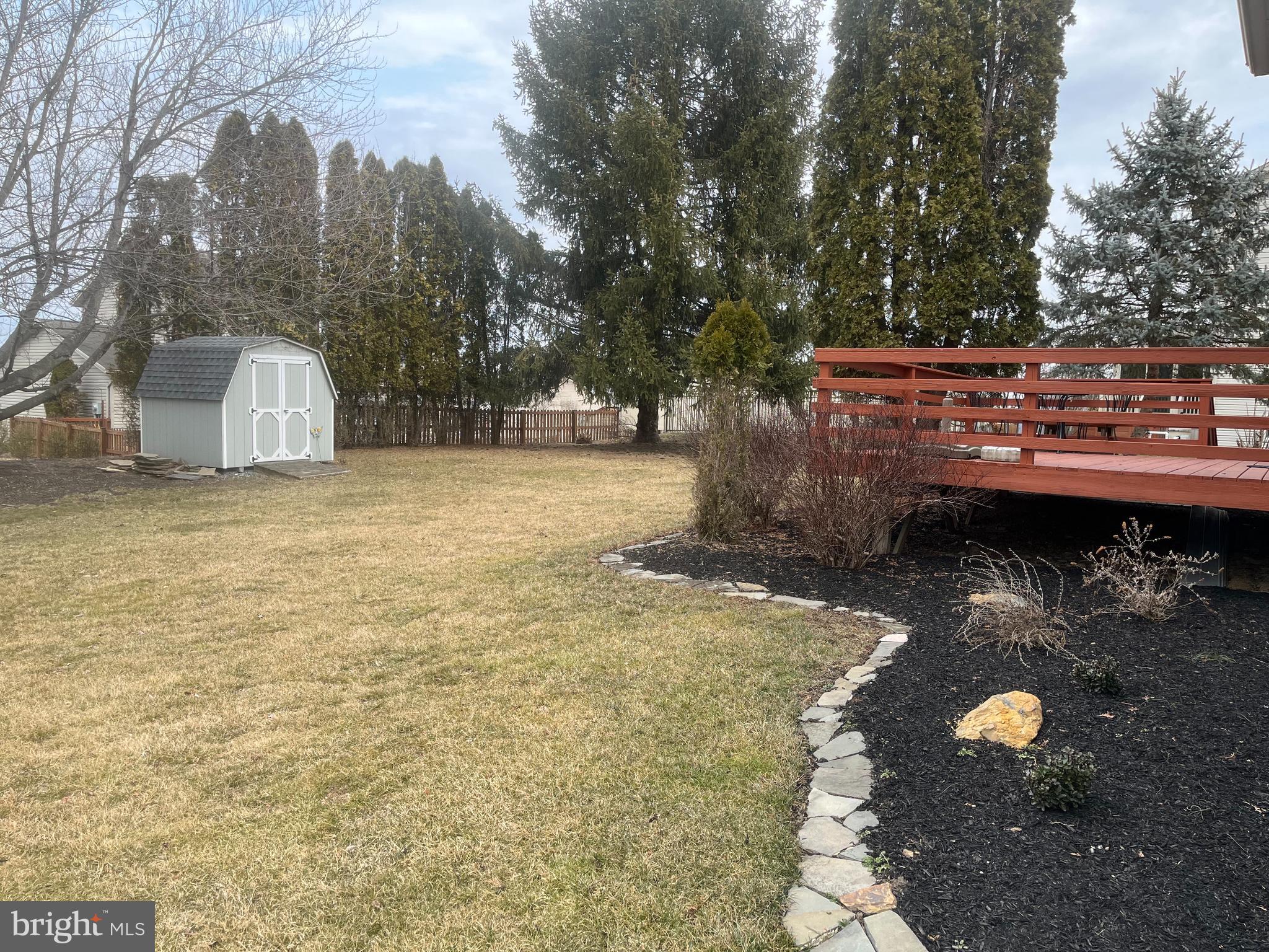 HUNTERS RUN - Residential