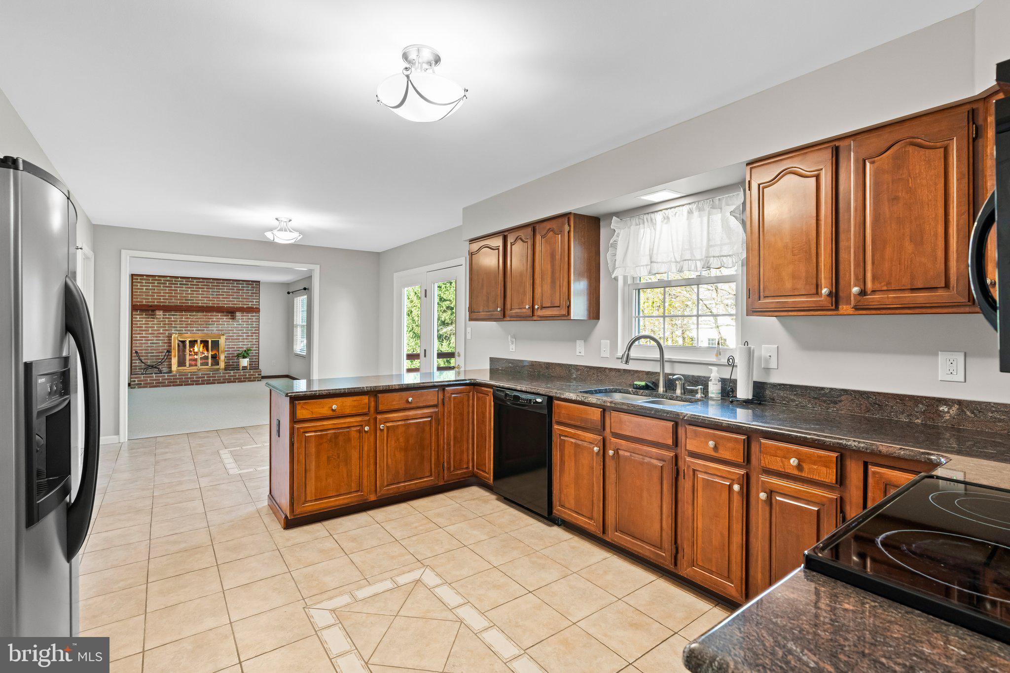 HUNTERS RUN - Residential