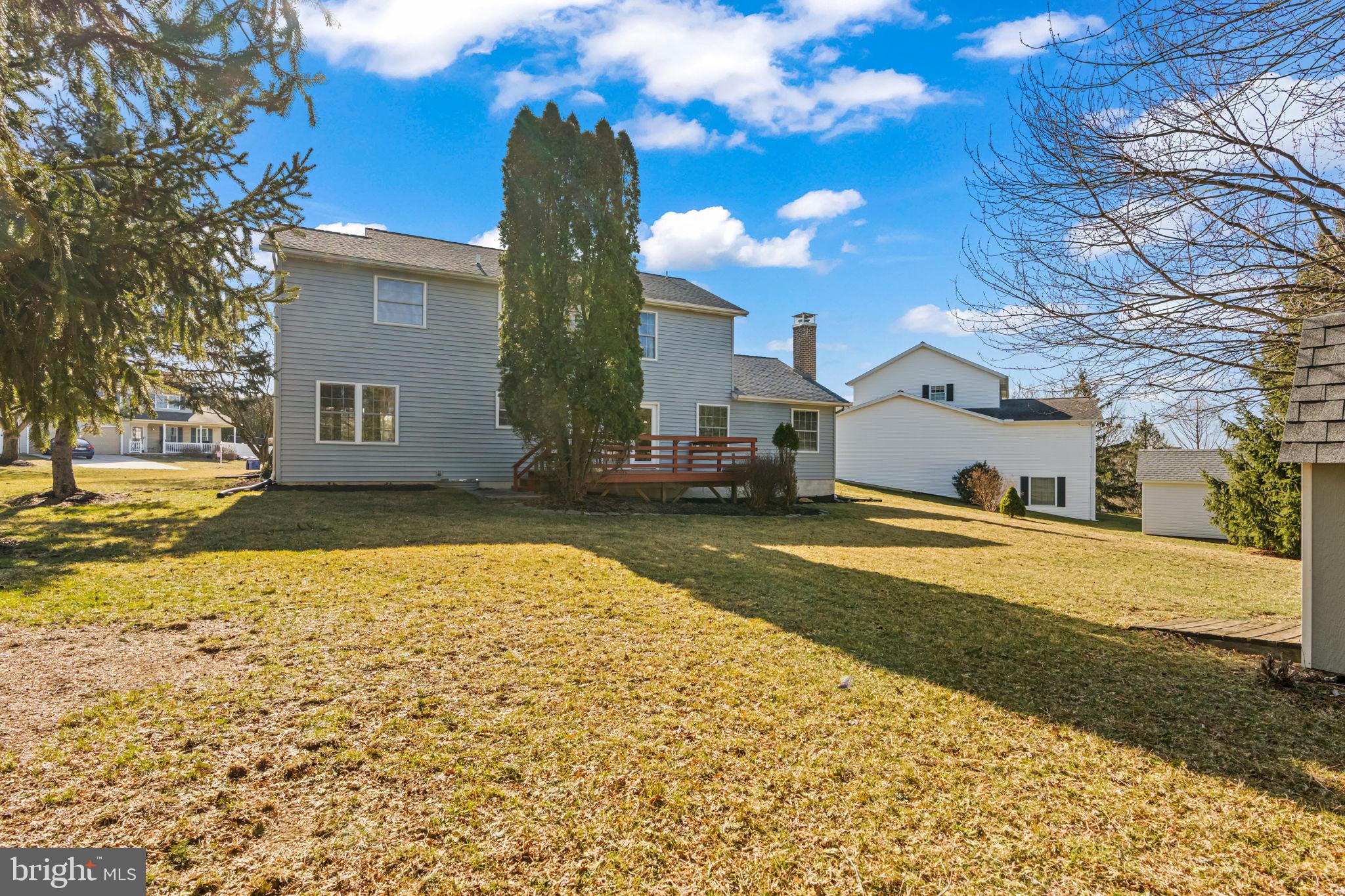 HUNTERS RUN - Residential