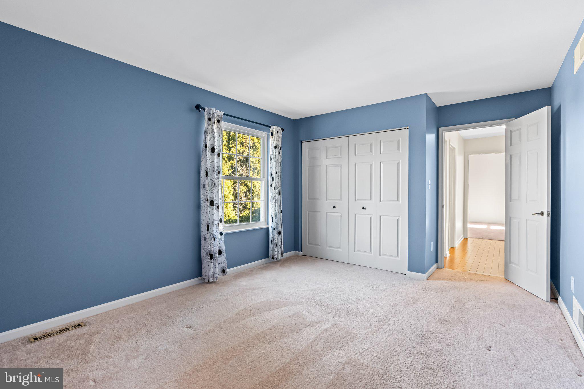 HUNTERS RUN - Residential