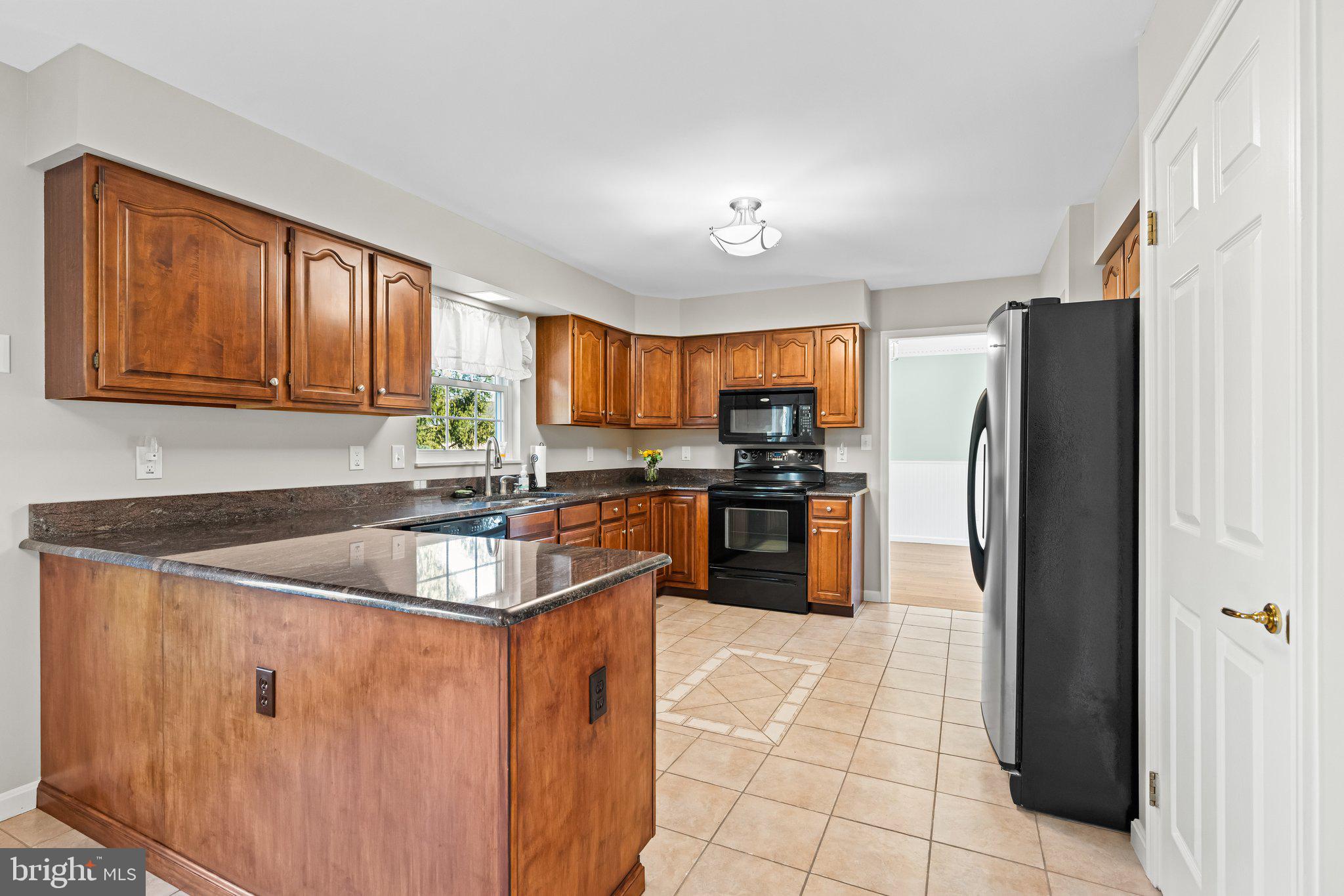 HUNTERS RUN - Residential