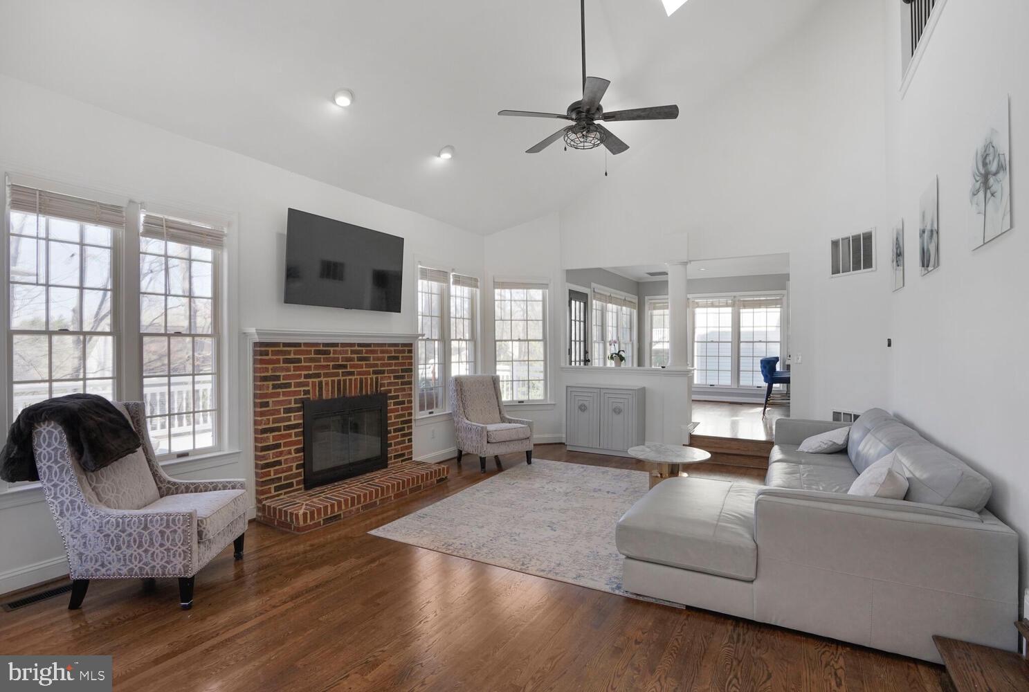 POTOMAC GROVE - Residential