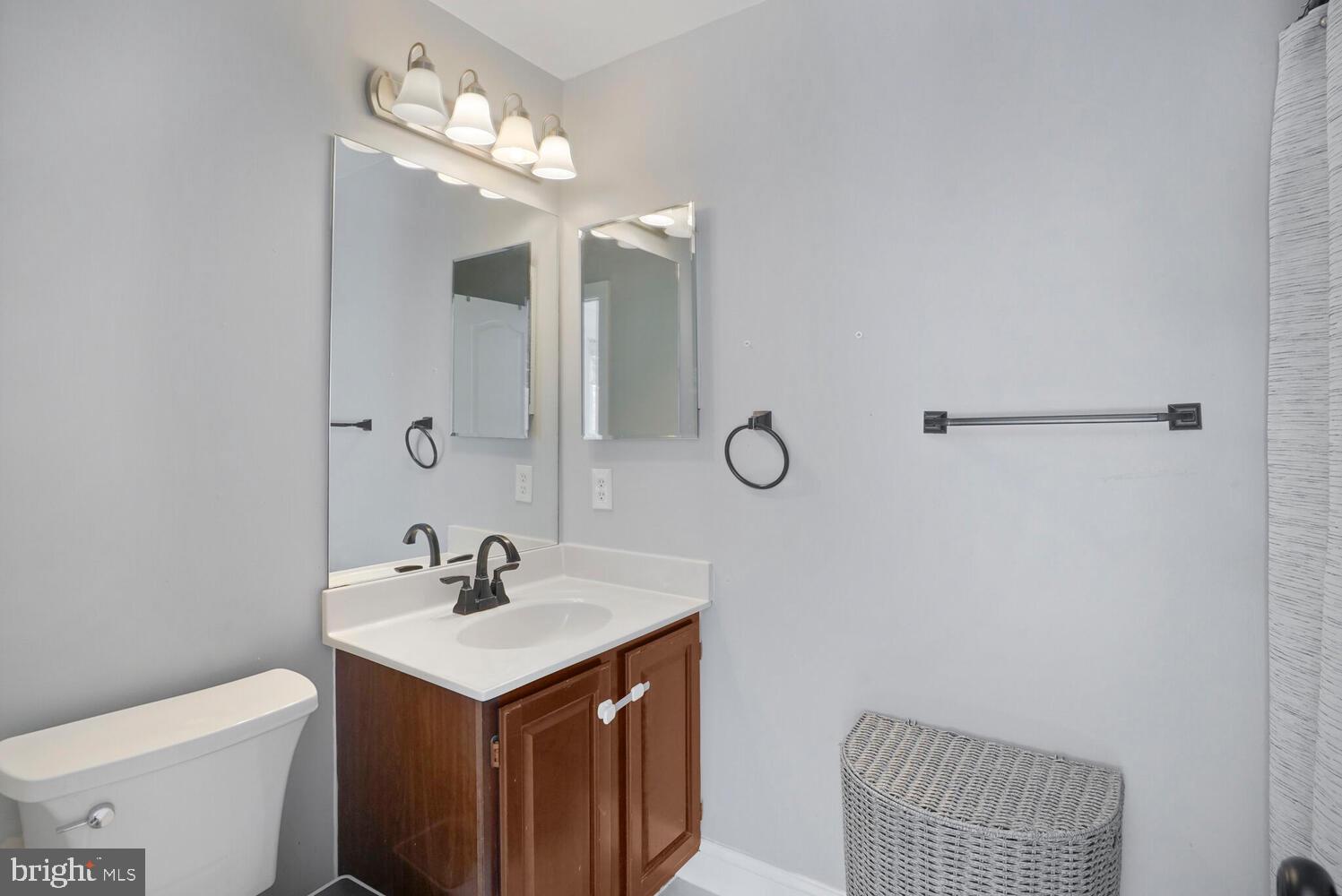 POTOMAC GROVE - Residential