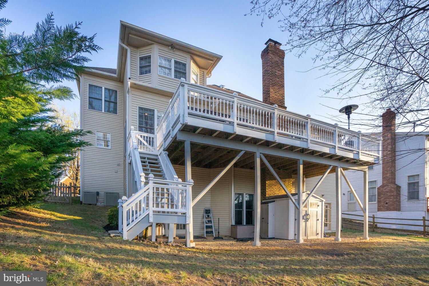 POTOMAC GROVE - Residential