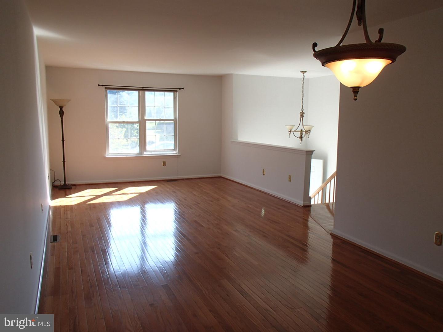 WOODRIDGE - Residential