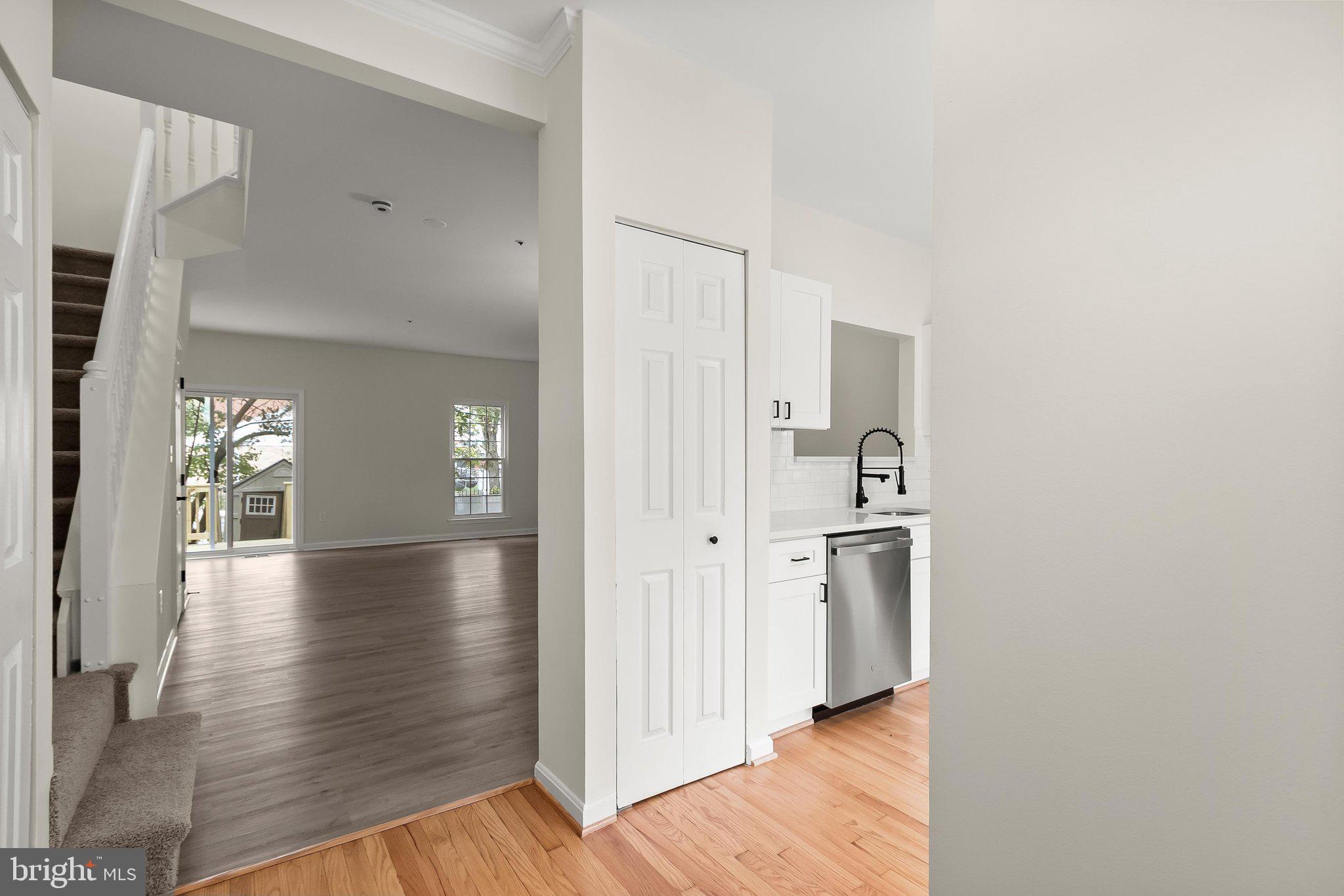 SOUTH ADDISON HGHTS TOWN - Residential