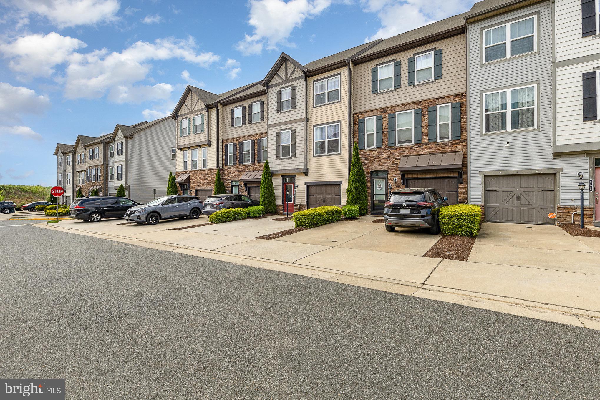 COLONIAL FORGE AT AUGUSTINE - Residential