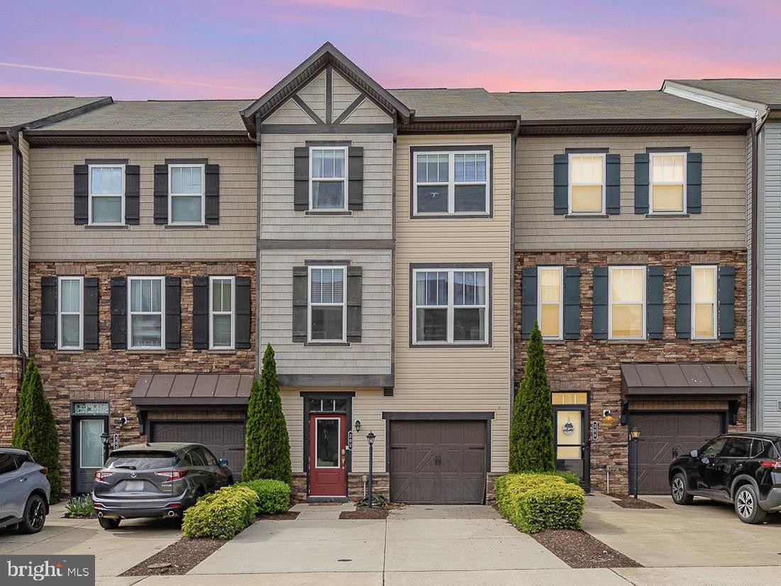 COLONIAL FORGE AT AUGUSTINE - Residential
