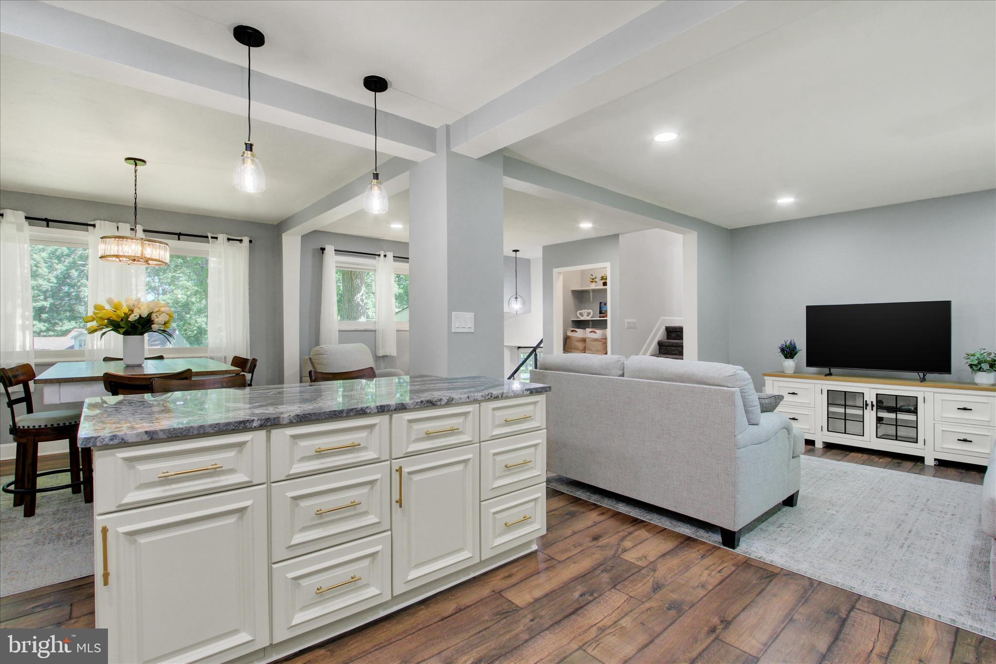 LAKE MEADE - Residential