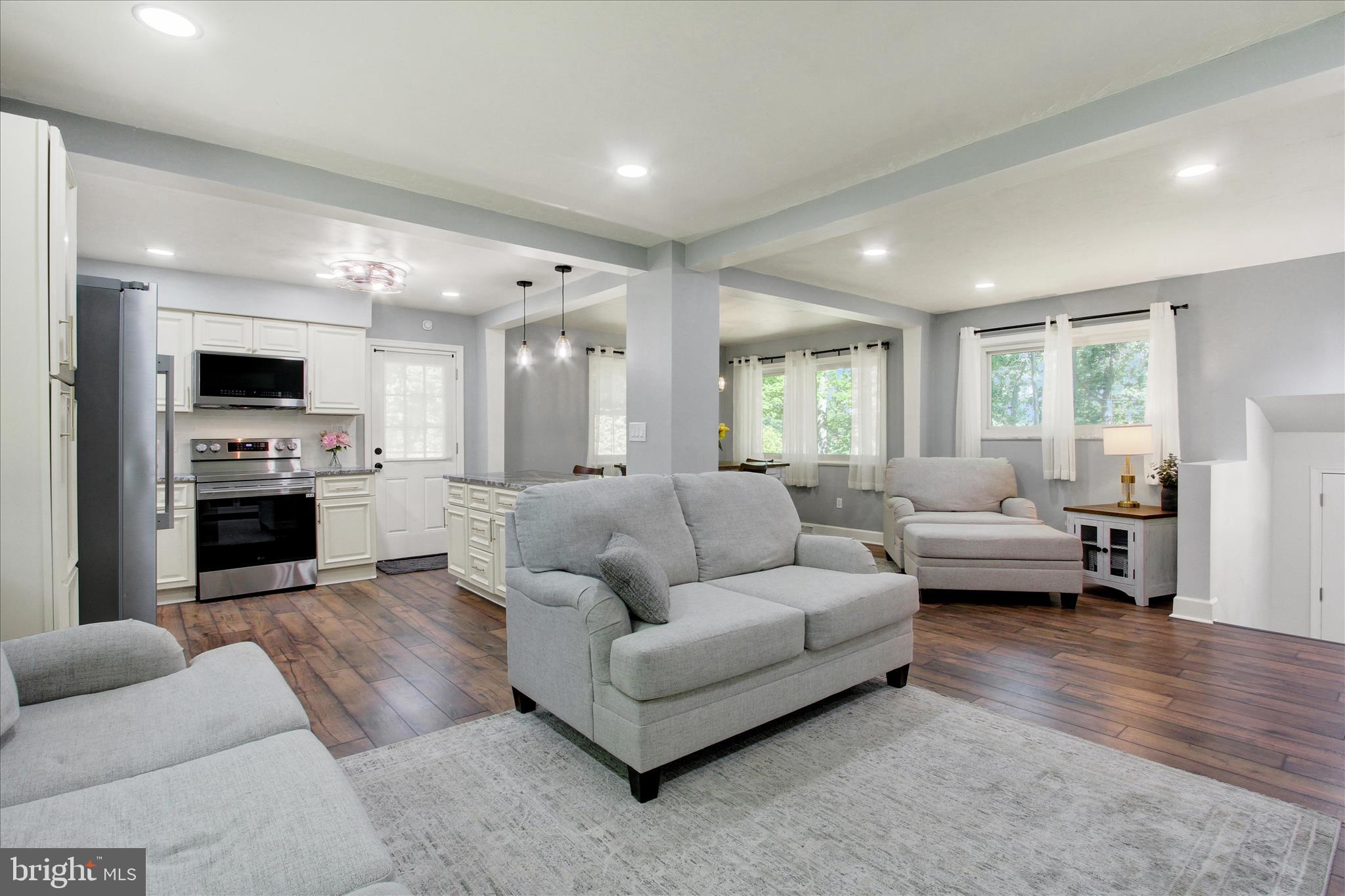 LAKE MEADE - Residential