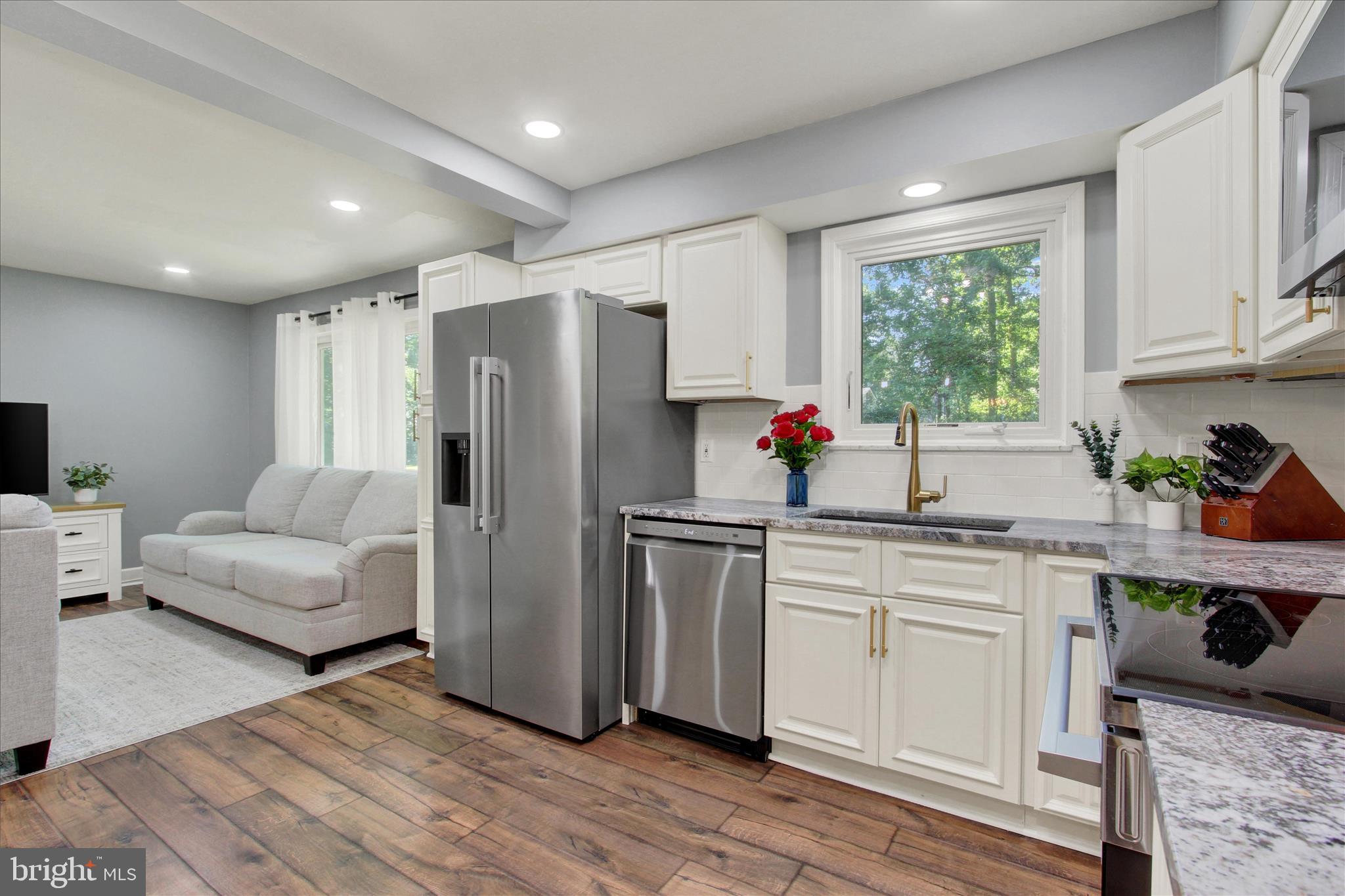 LAKE MEADE - Residential