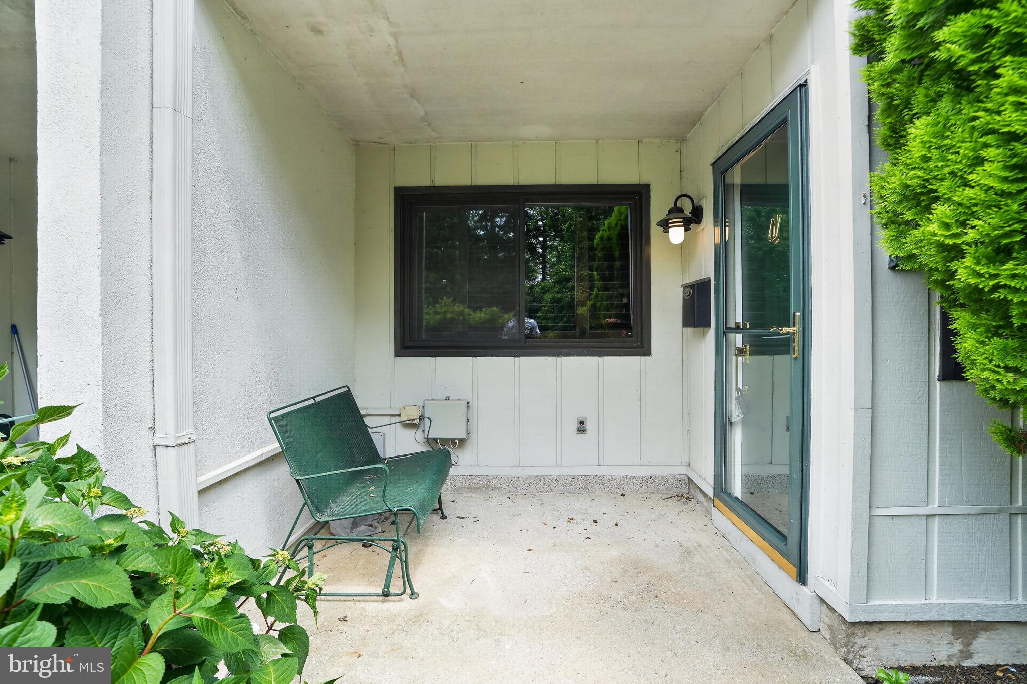 SUMMIT HOUSE - Residential