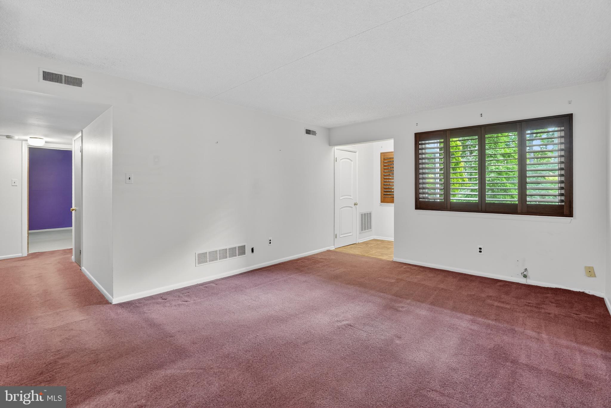 SUMMIT HOUSE - Residential