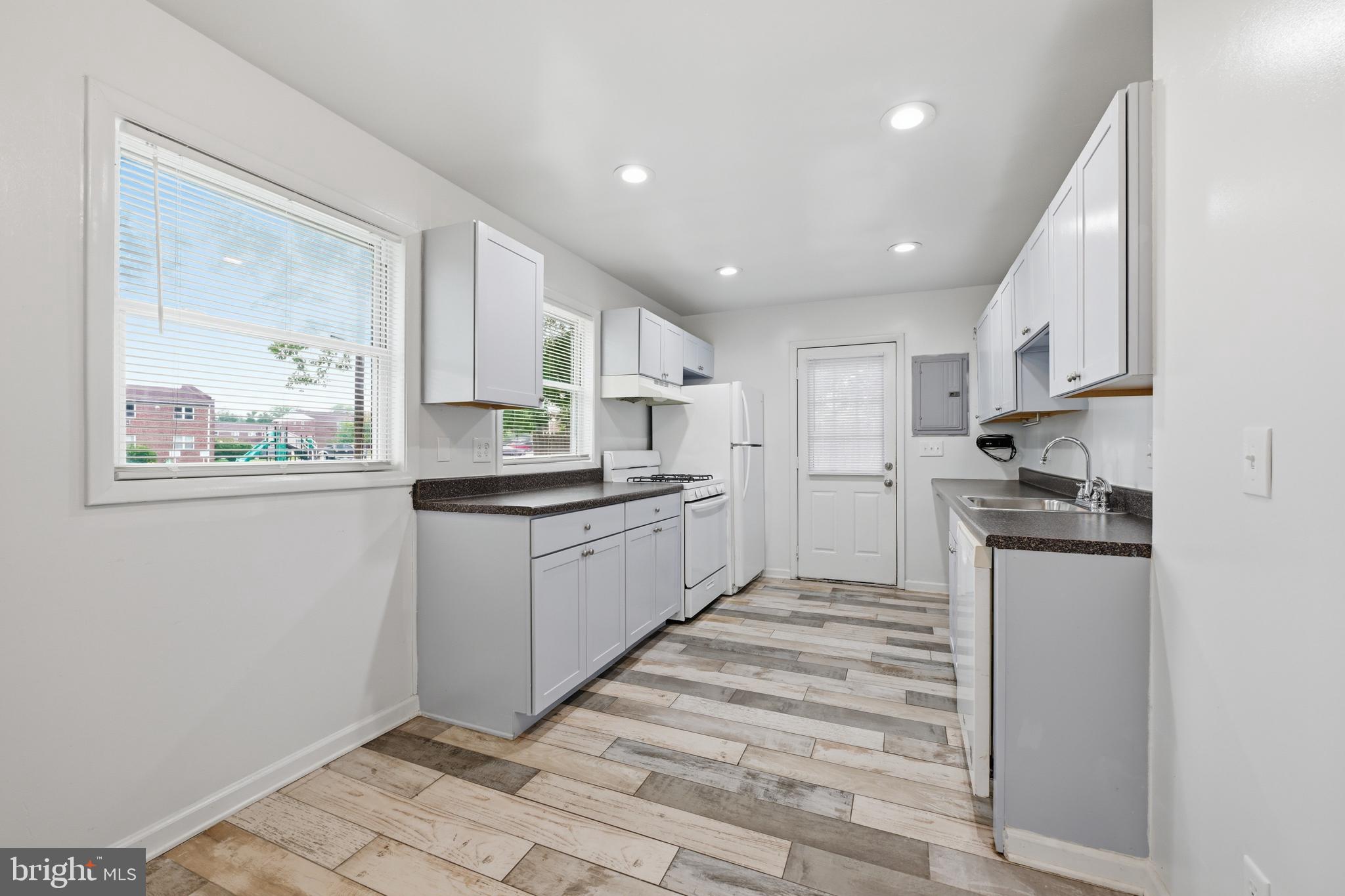 GRANDVIEW ESTS - Residential