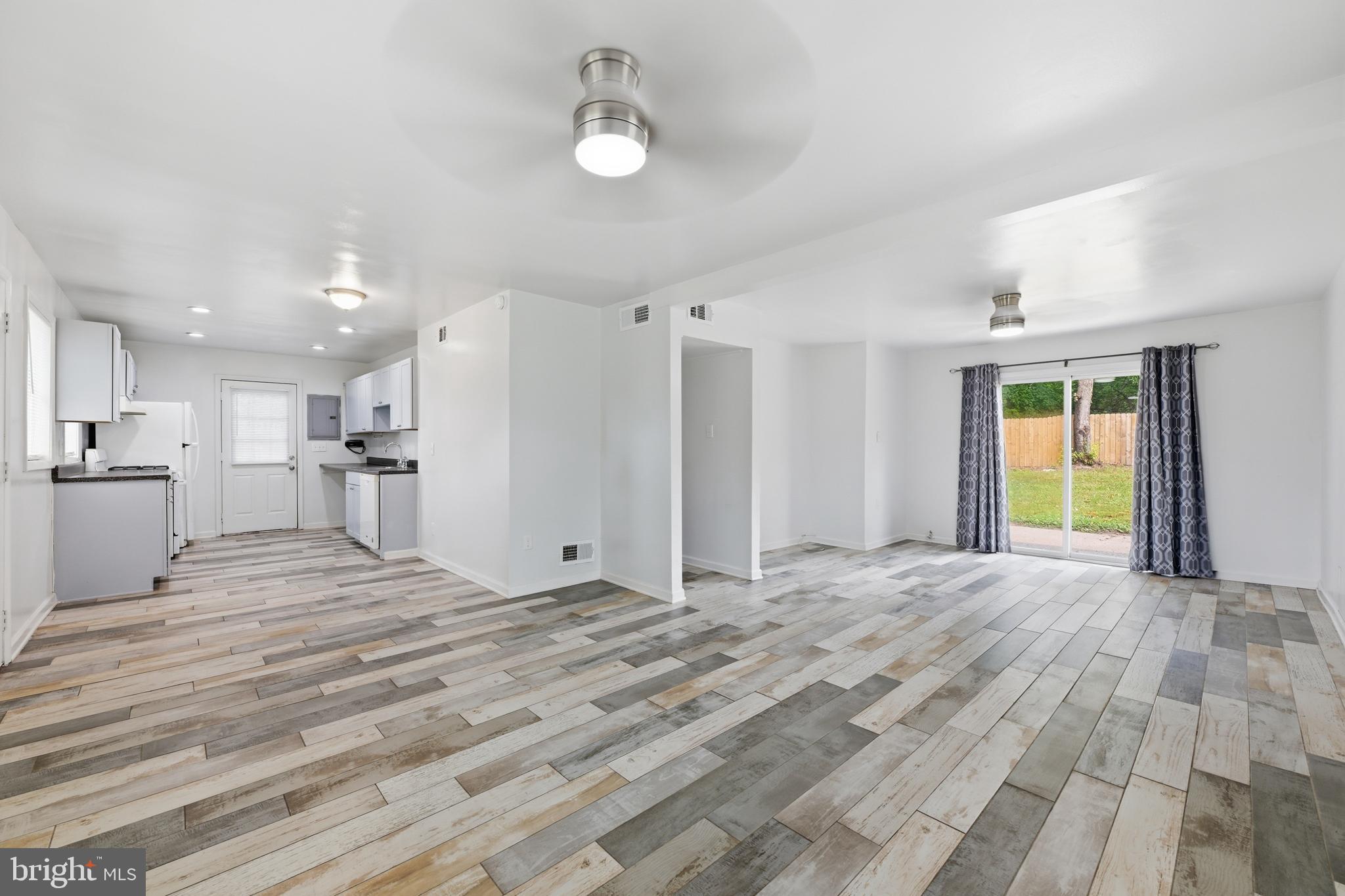 GRANDVIEW ESTS - Residential