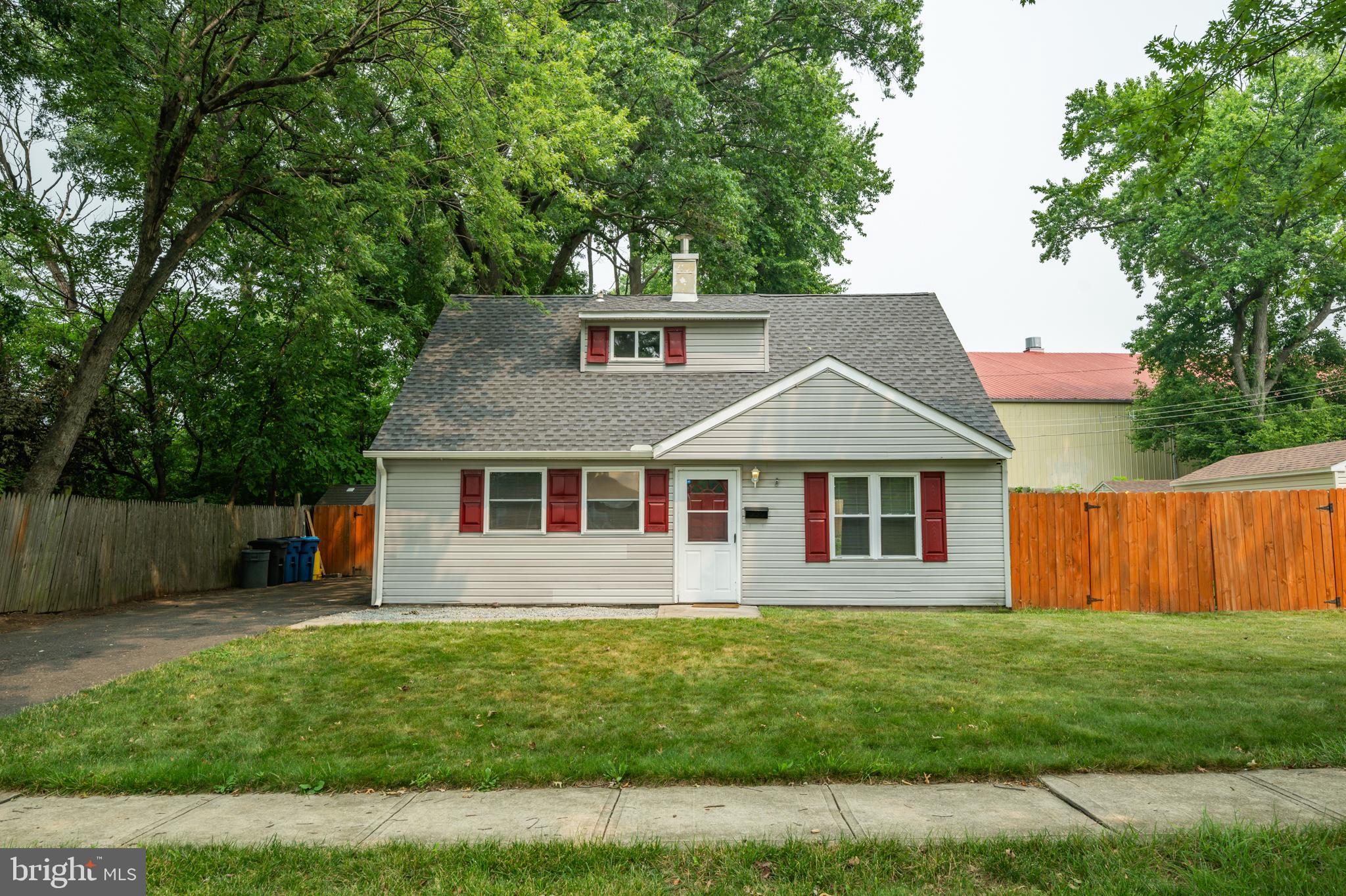 GRANDVIEW ESTS - Residential