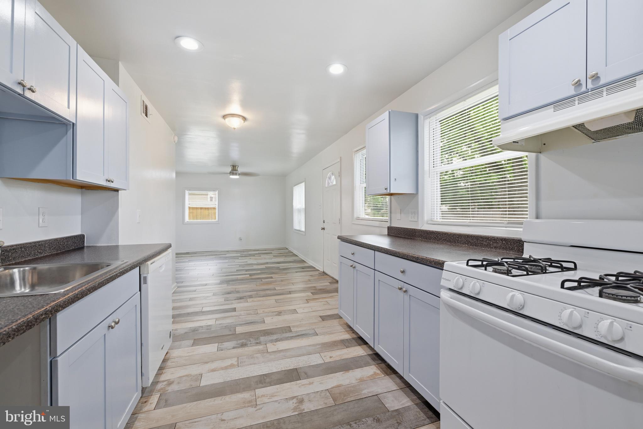GRANDVIEW ESTS - Residential