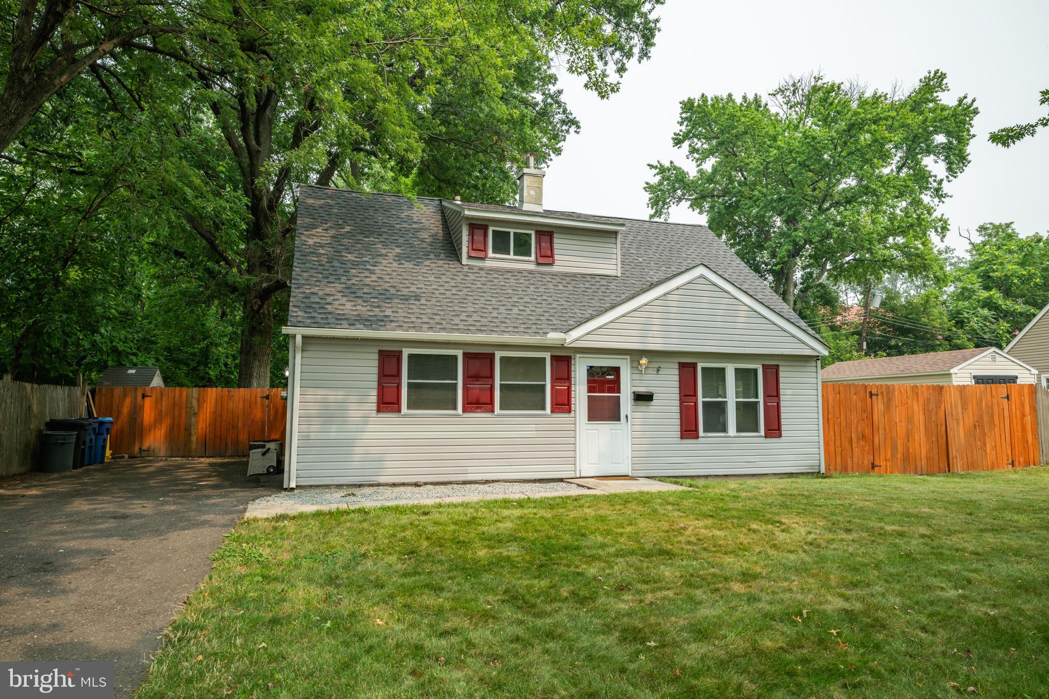 GRANDVIEW ESTS - Residential