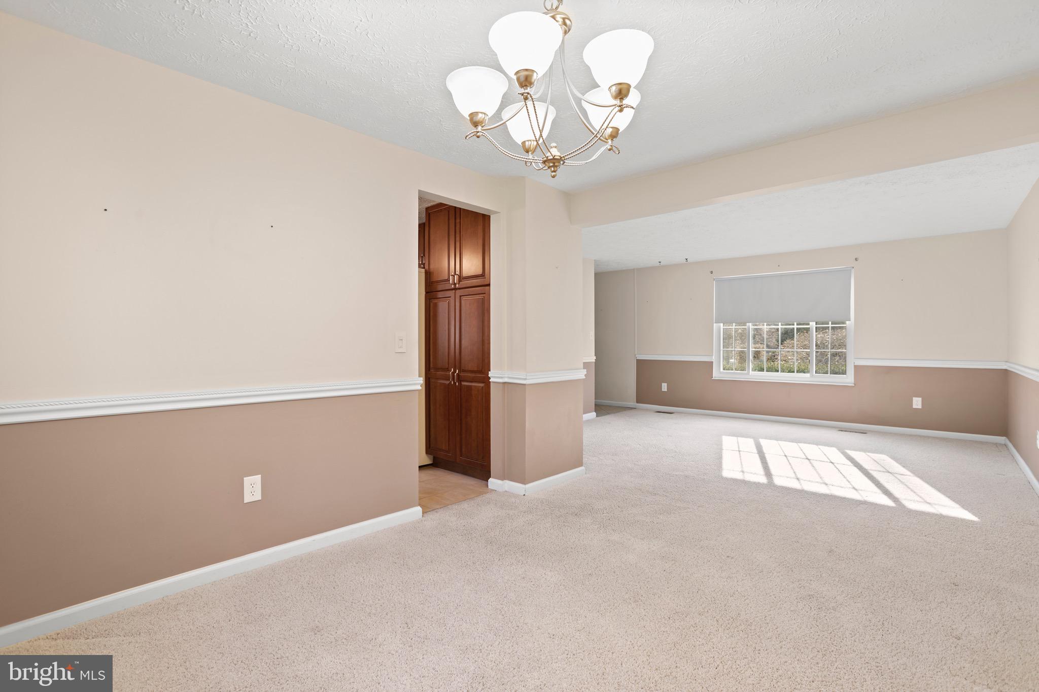 WILTON KNOLL - Residential