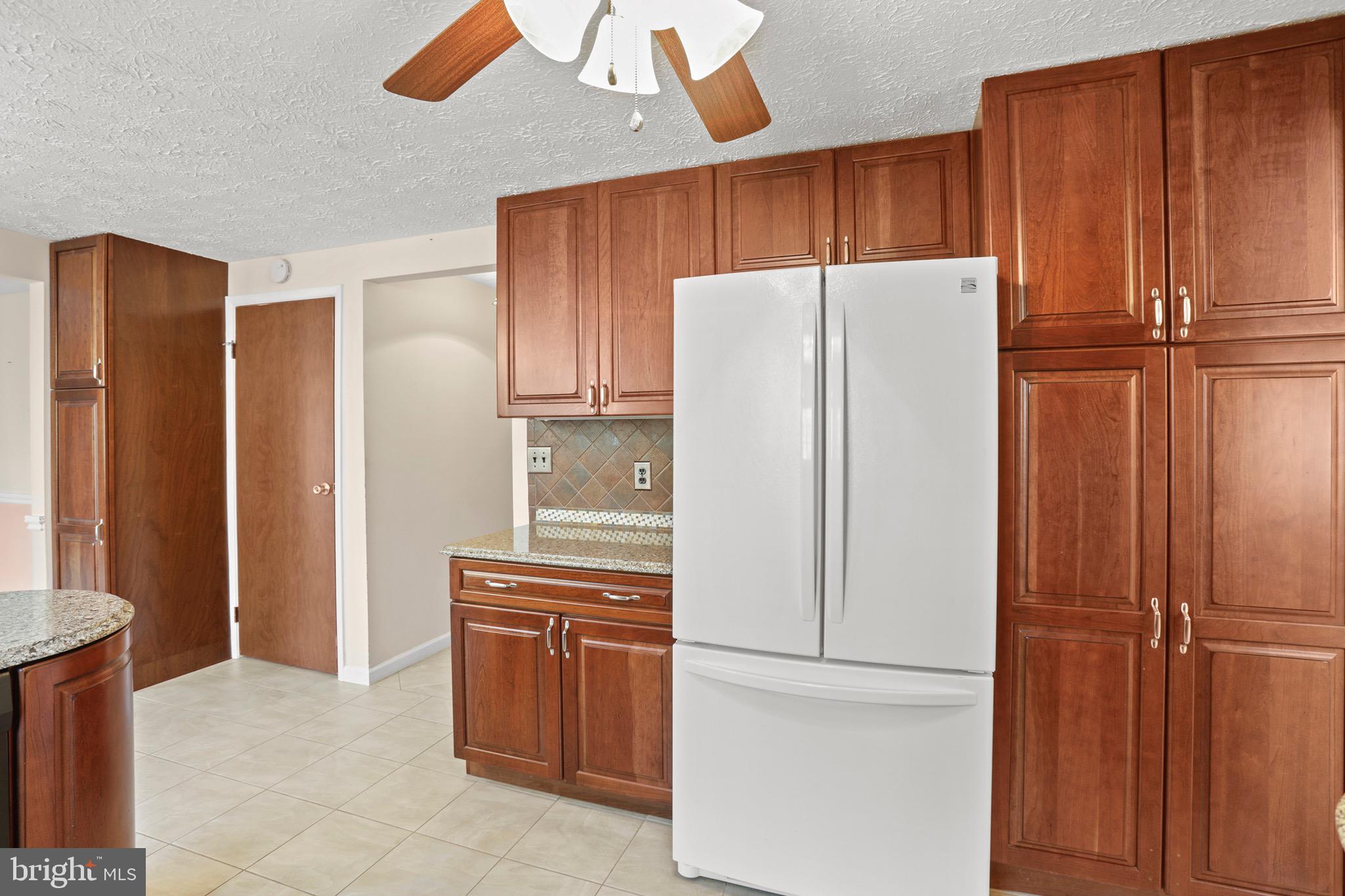 WILTON KNOLL - Residential